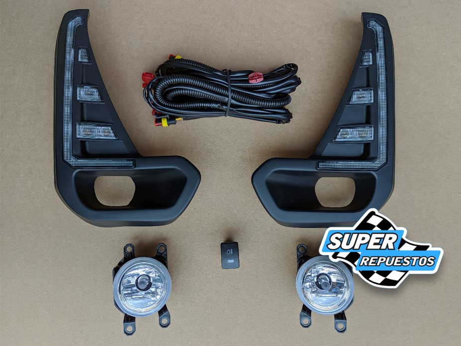 Hilux Neblineros 2021 al 2023 con Tapa Led