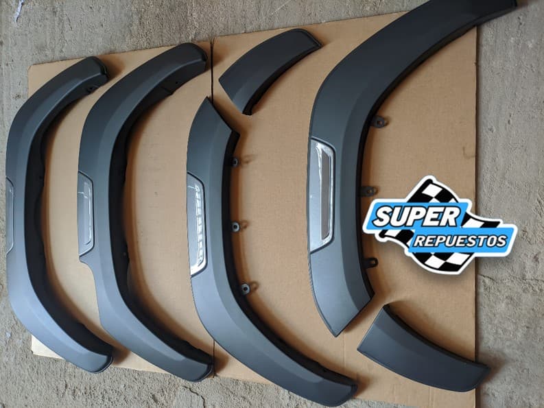 Hilux Fender Kit 2016 al 2023