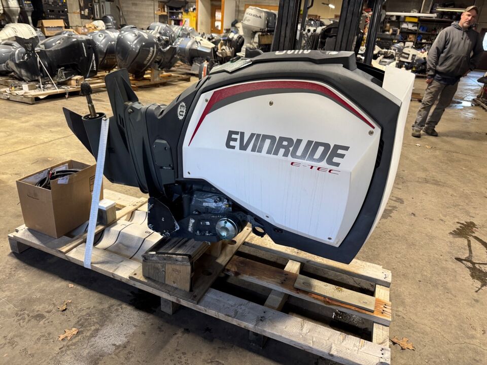 2015 Evinrude Etec 250 G2 Outboard Boat Motor Engine 25 E-Tec Control 716 Hours