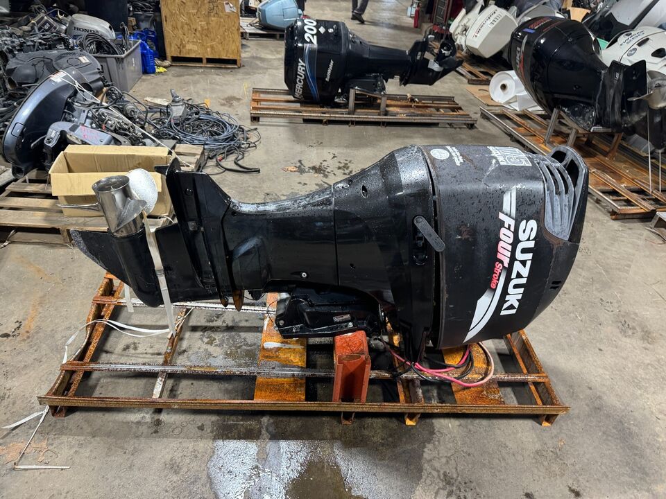 2007 Suzuki DF175 175 hp 4-Stroke 25 Outboard Boat Motor Engine Runs Well