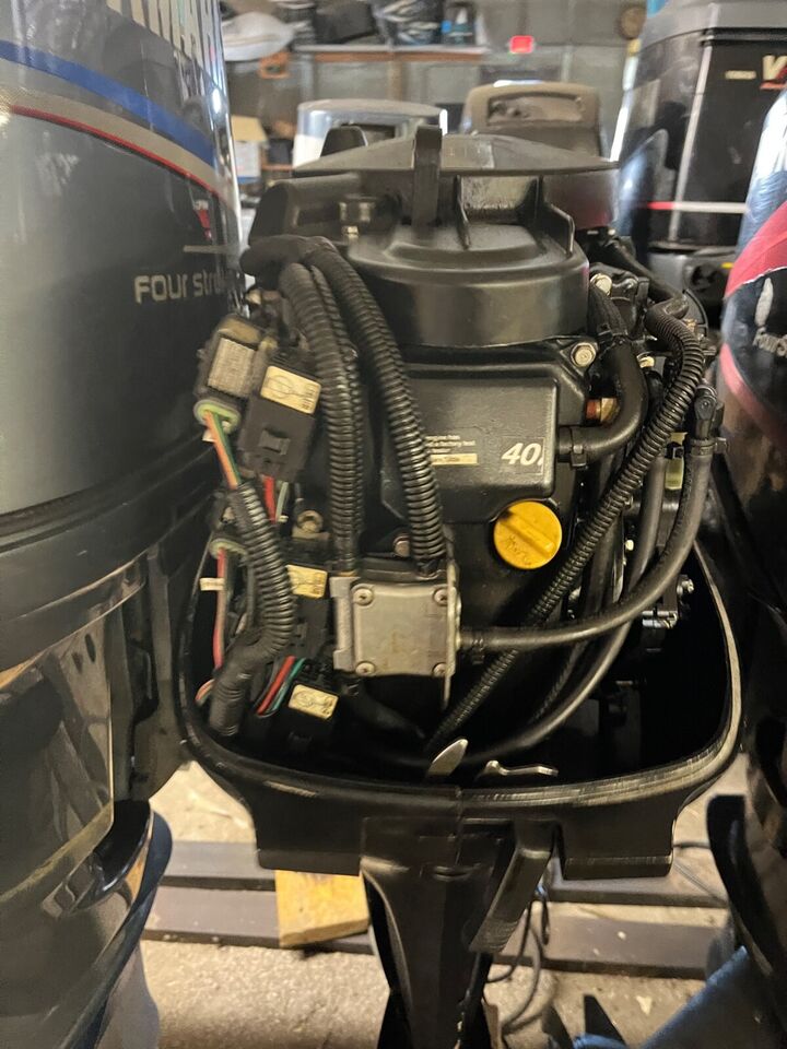 2003 Mercury 40 hp 4-Stroke EFI 20 Outboard Boat Motor Engine Four Stroke Runs