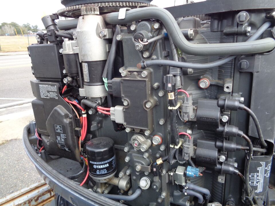 2016 YAMAHA F150 150 HP 25 4-STROKE OUTBOARD BOAT MOTOR ENGINE