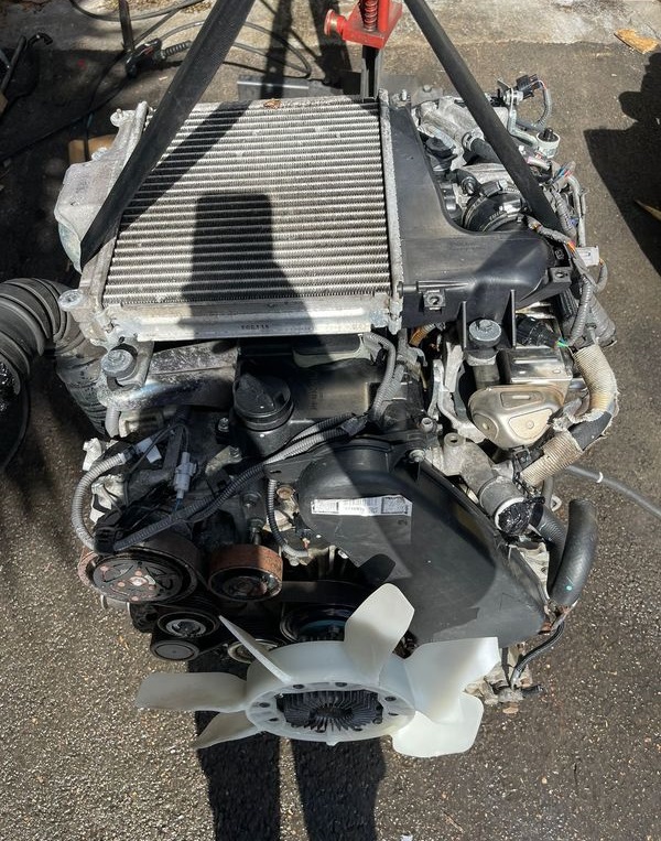 Toyota Hilux D4D  2.5 engine
