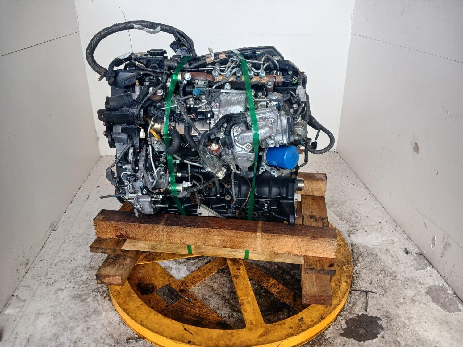 Toyota Hiace 3.0 1Kd-Ftv Turbo Diesel engine 