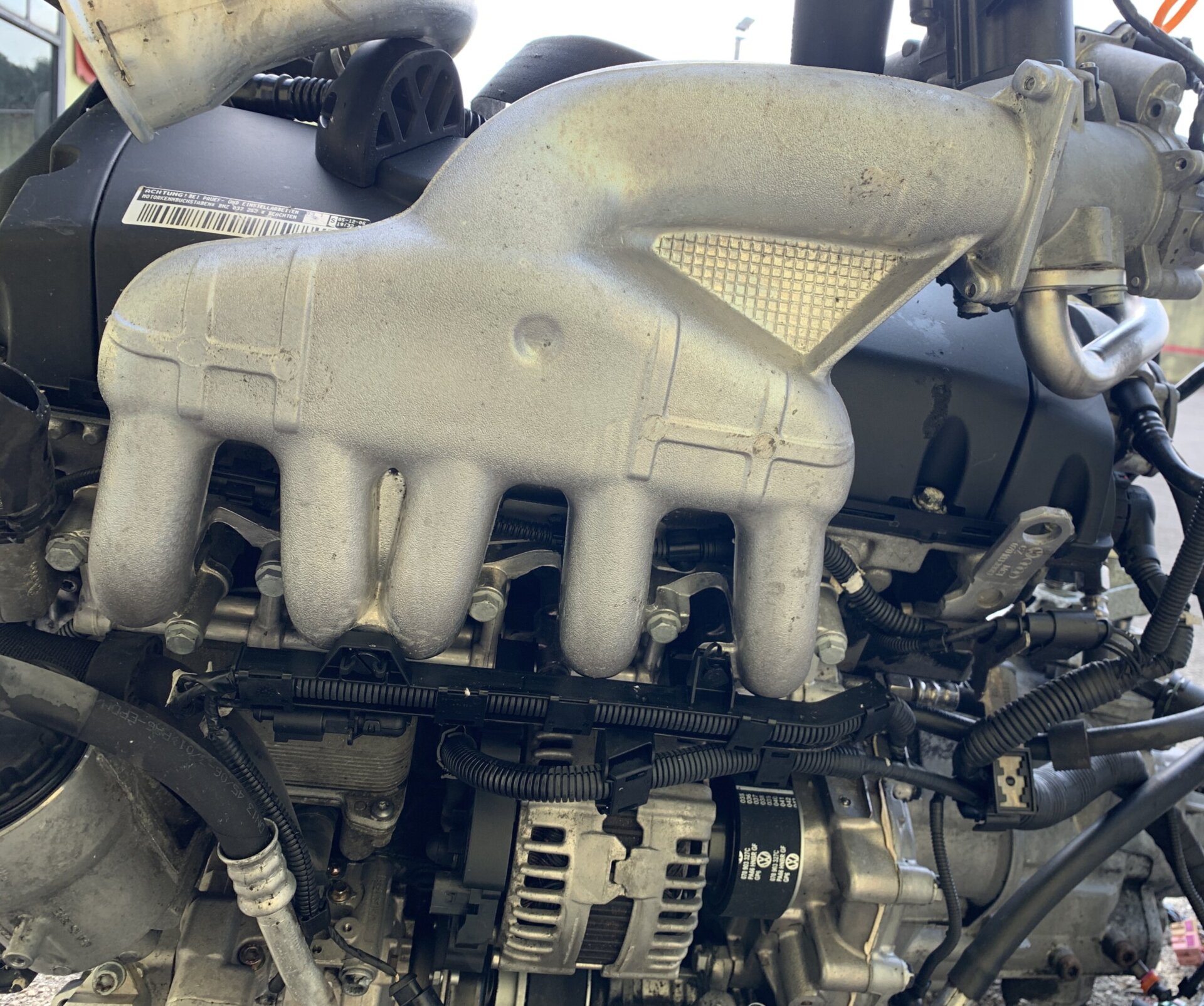 VW T5 Caravelle 2.5 TDI engines