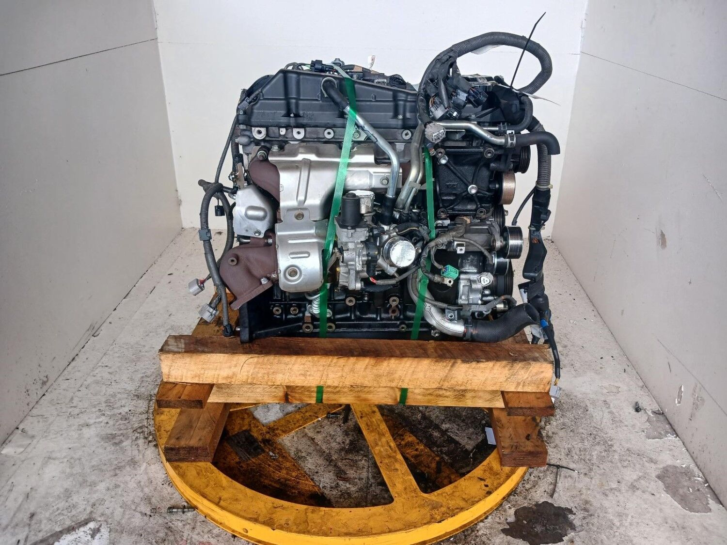 Toyota Hiace 3.0 1Kd-Ftv Turbo Diesel engine