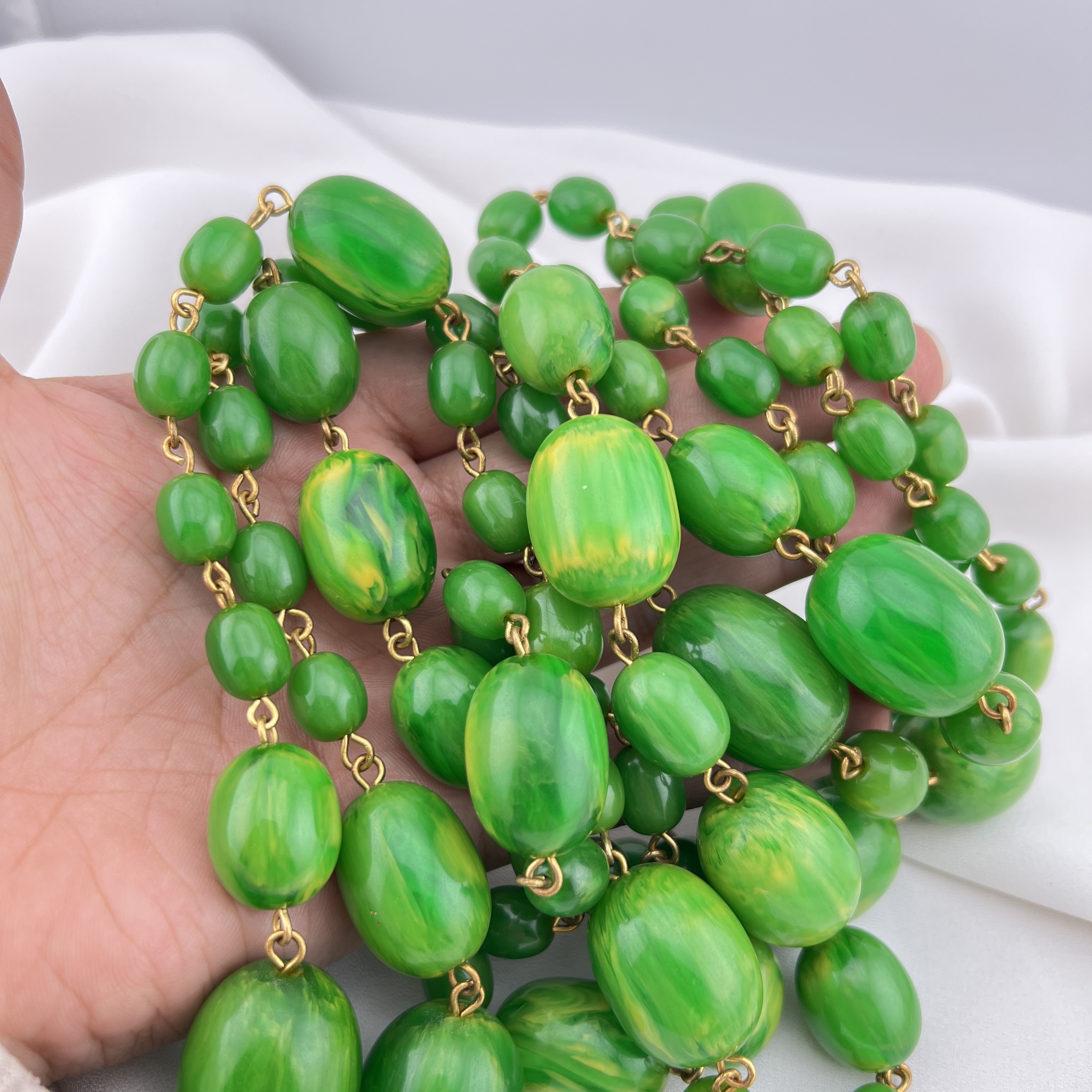 💚 Autentiškas vintažinis Art Deco BAKELITO vėrinys | kolekcinis (190 cm, 230 g)
