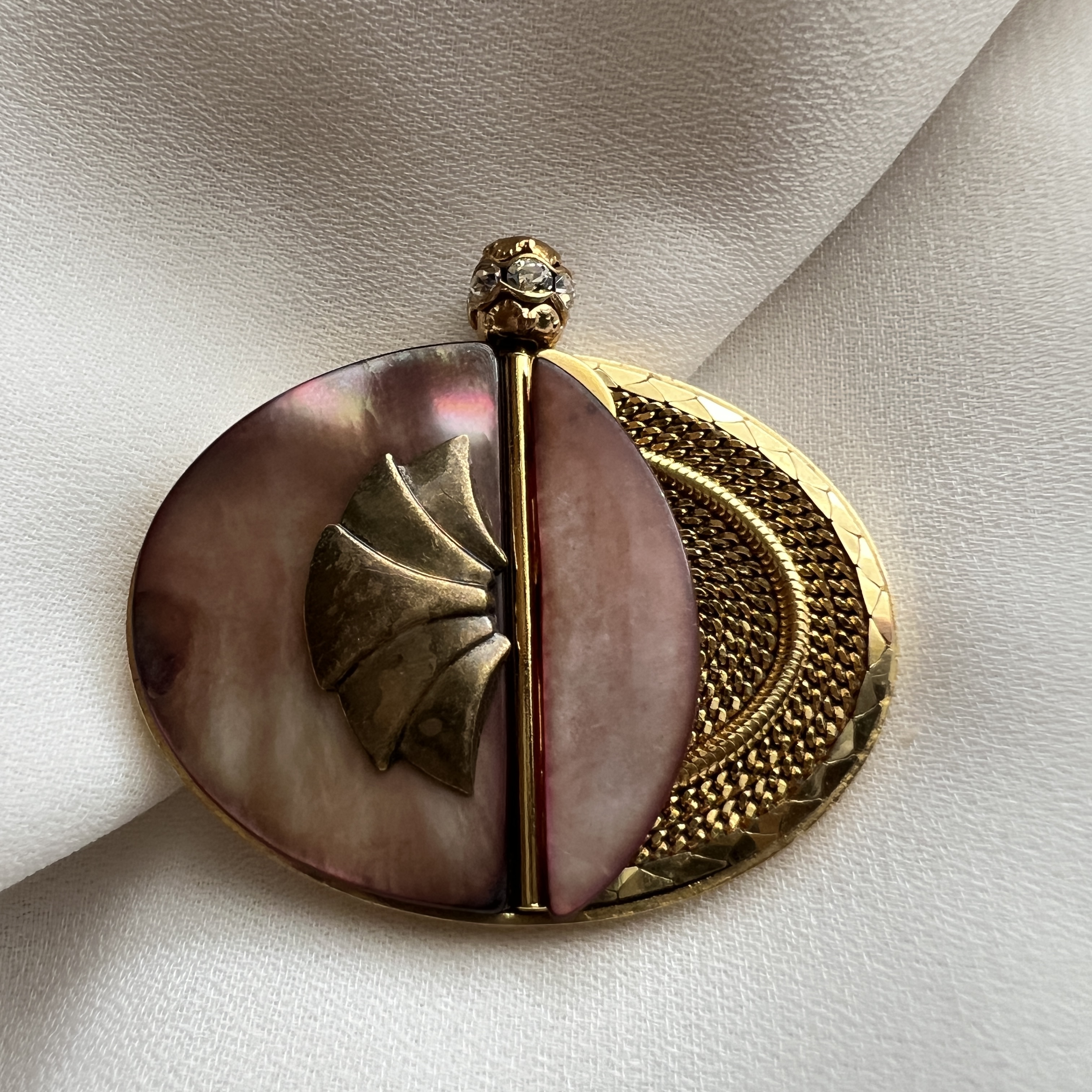 Vintažinė „Marena“ sagė – rankų darbo, Vakarų Vokietija