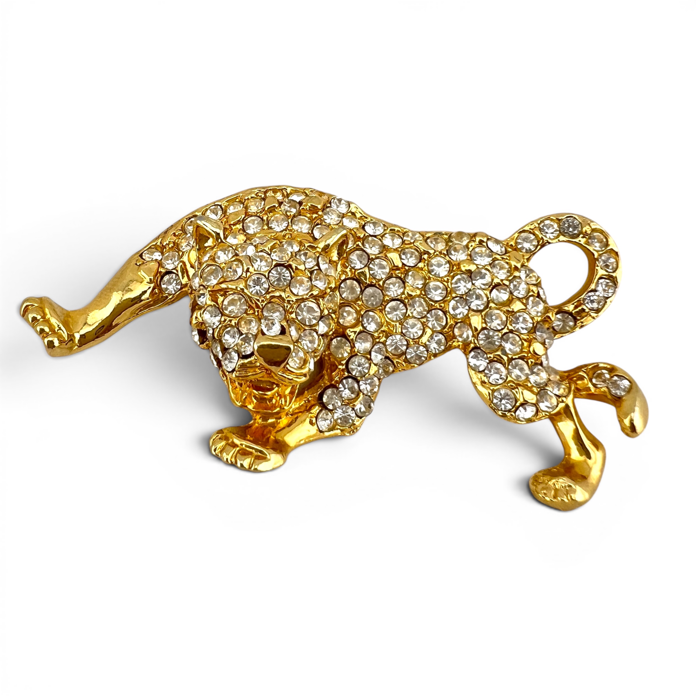 Vintažinė sagė „Blizgi pantera“ 🐆