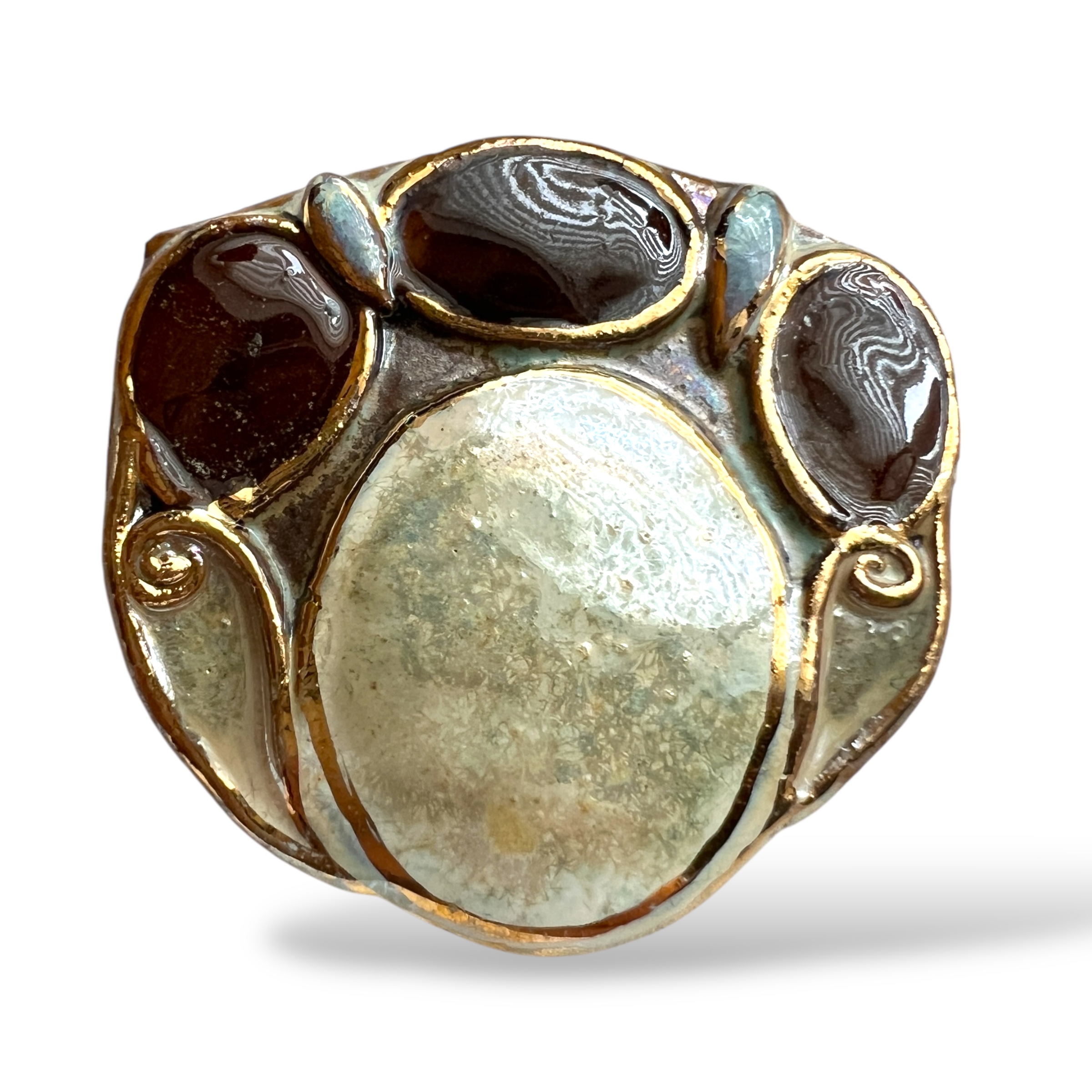 Vintažinė abstrakti segė, organiškų formų