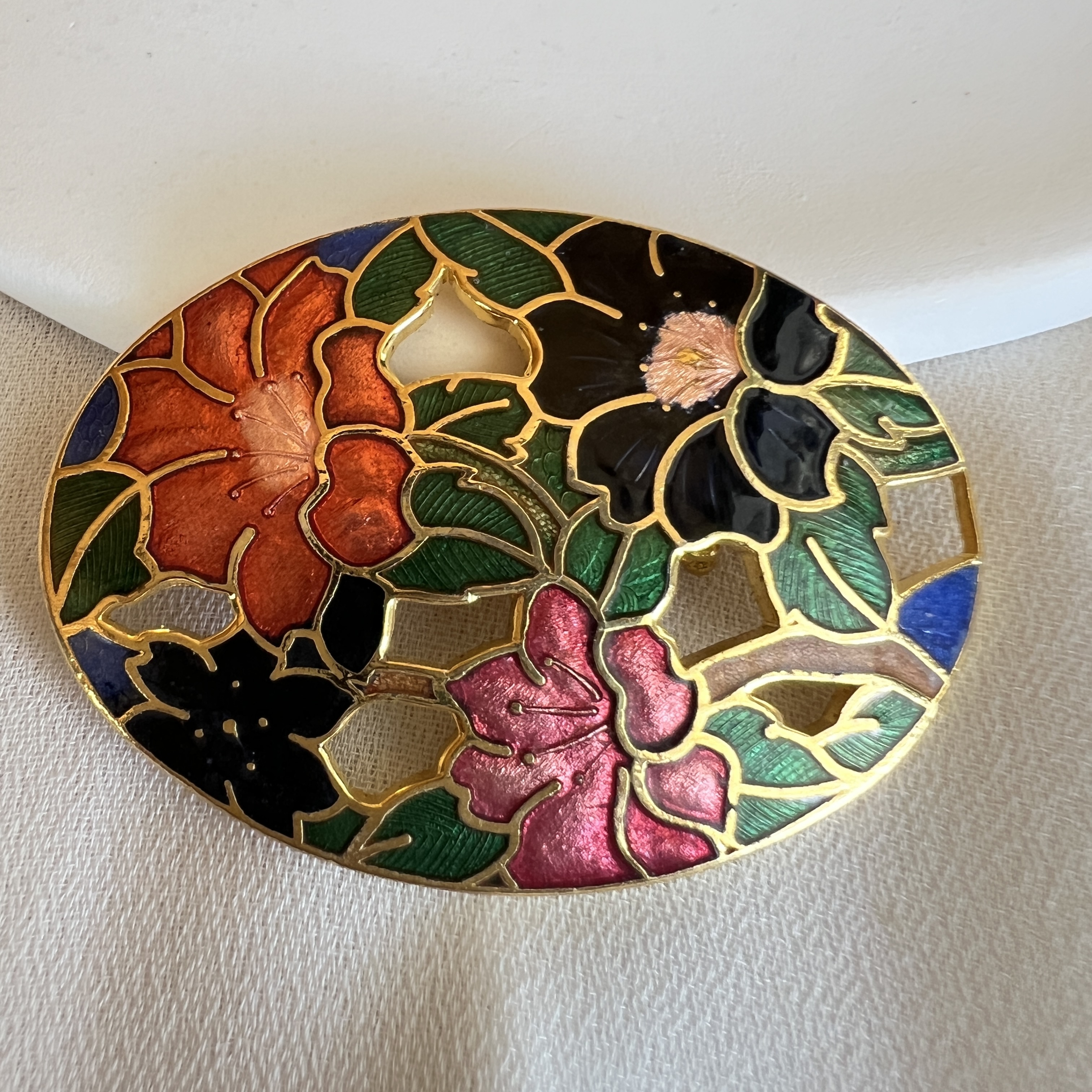 Vintažinė Cloisonné emalio segė ✨