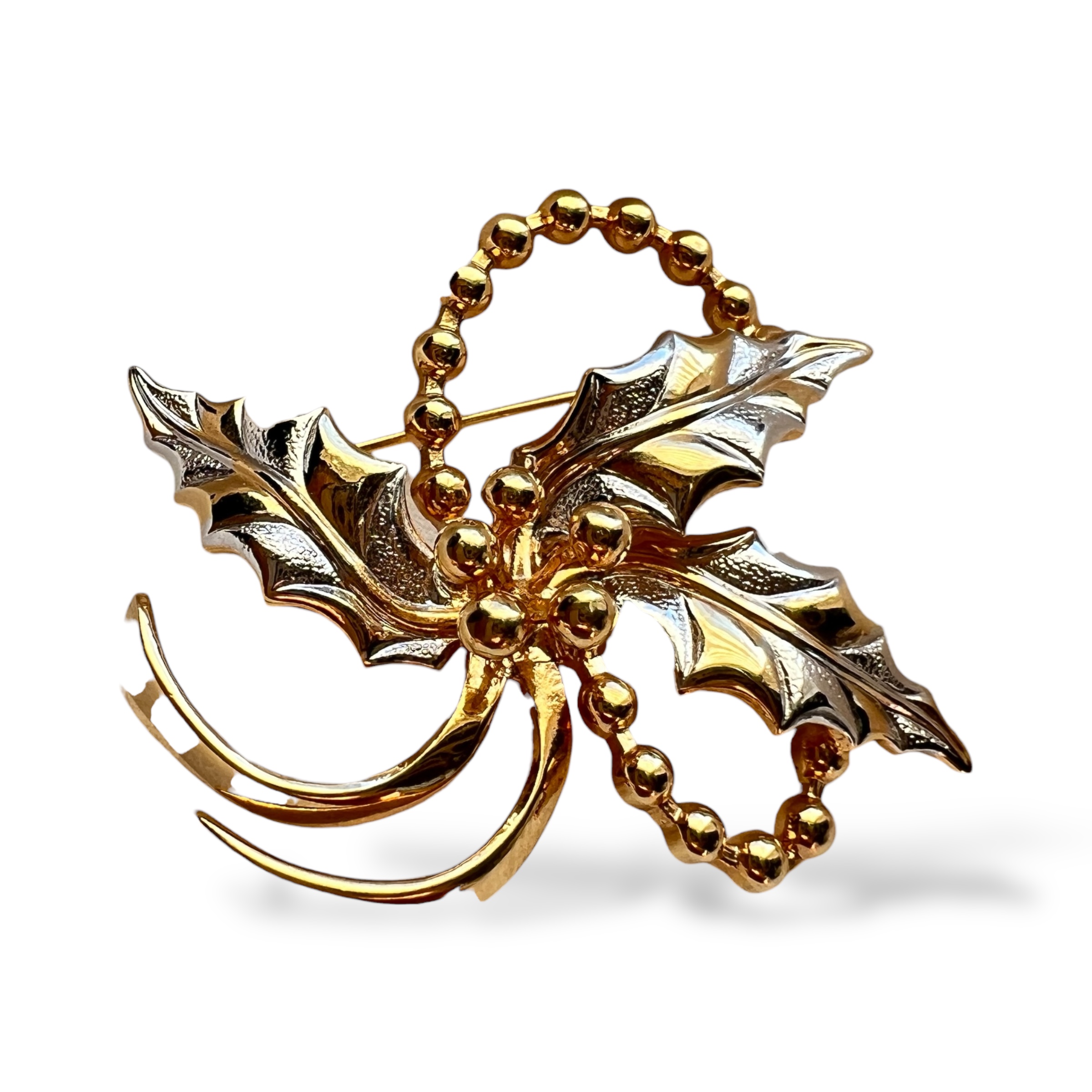 Vintažinė sagė su lapu