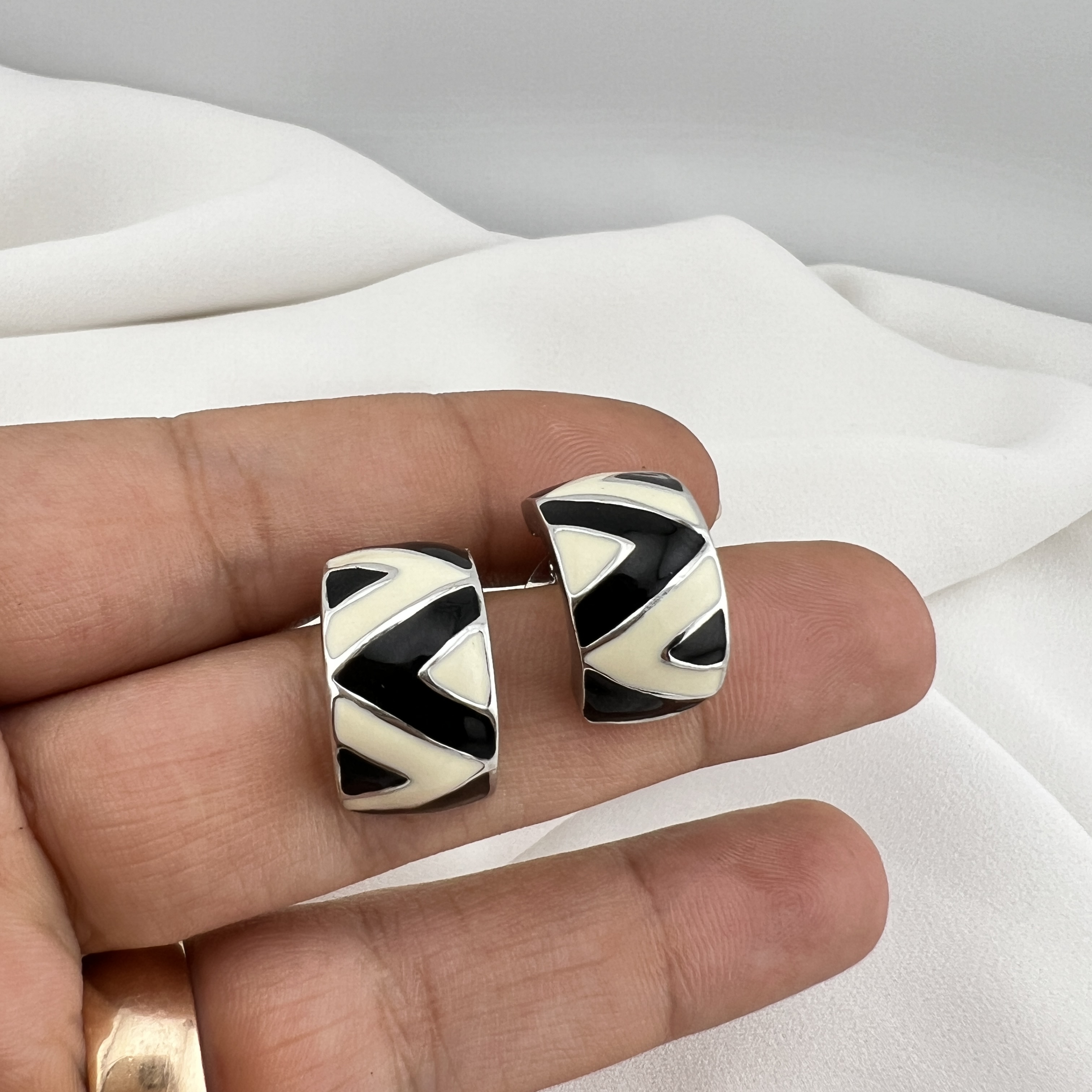 Vintažiniai klipsai „Geometrinis ritmas“ 🏁✨