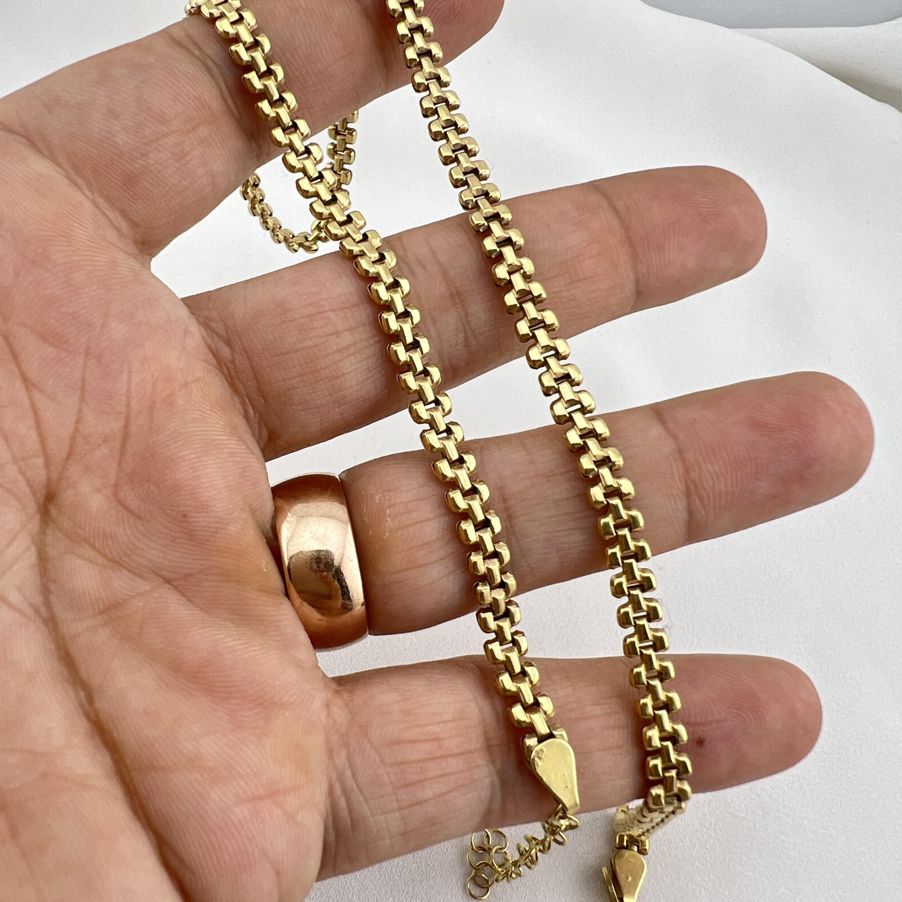 Moderni elegancija: stilinga „Alisia“ sidabro 925 grandinėlė