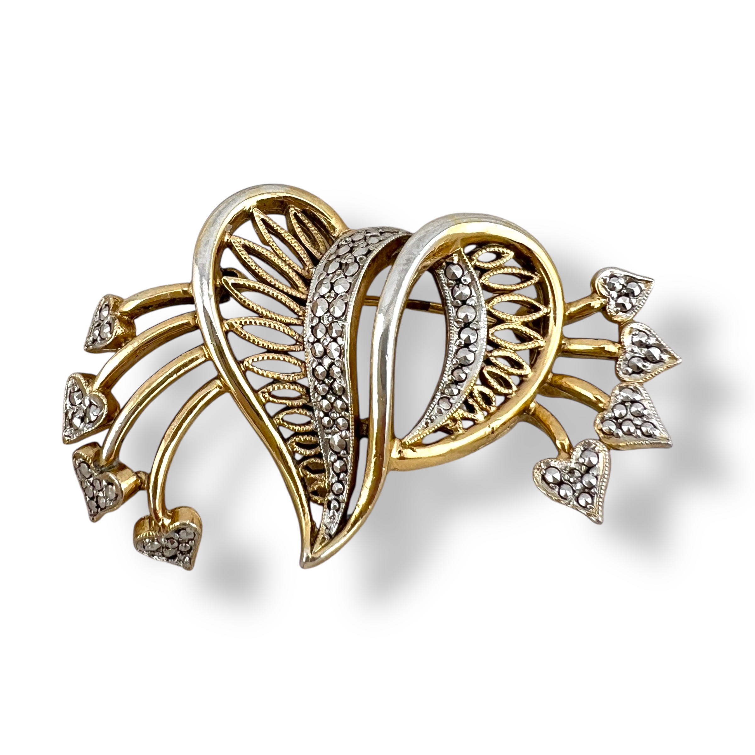 Vintažinė Kigu „Auksinė širdis“ sagė