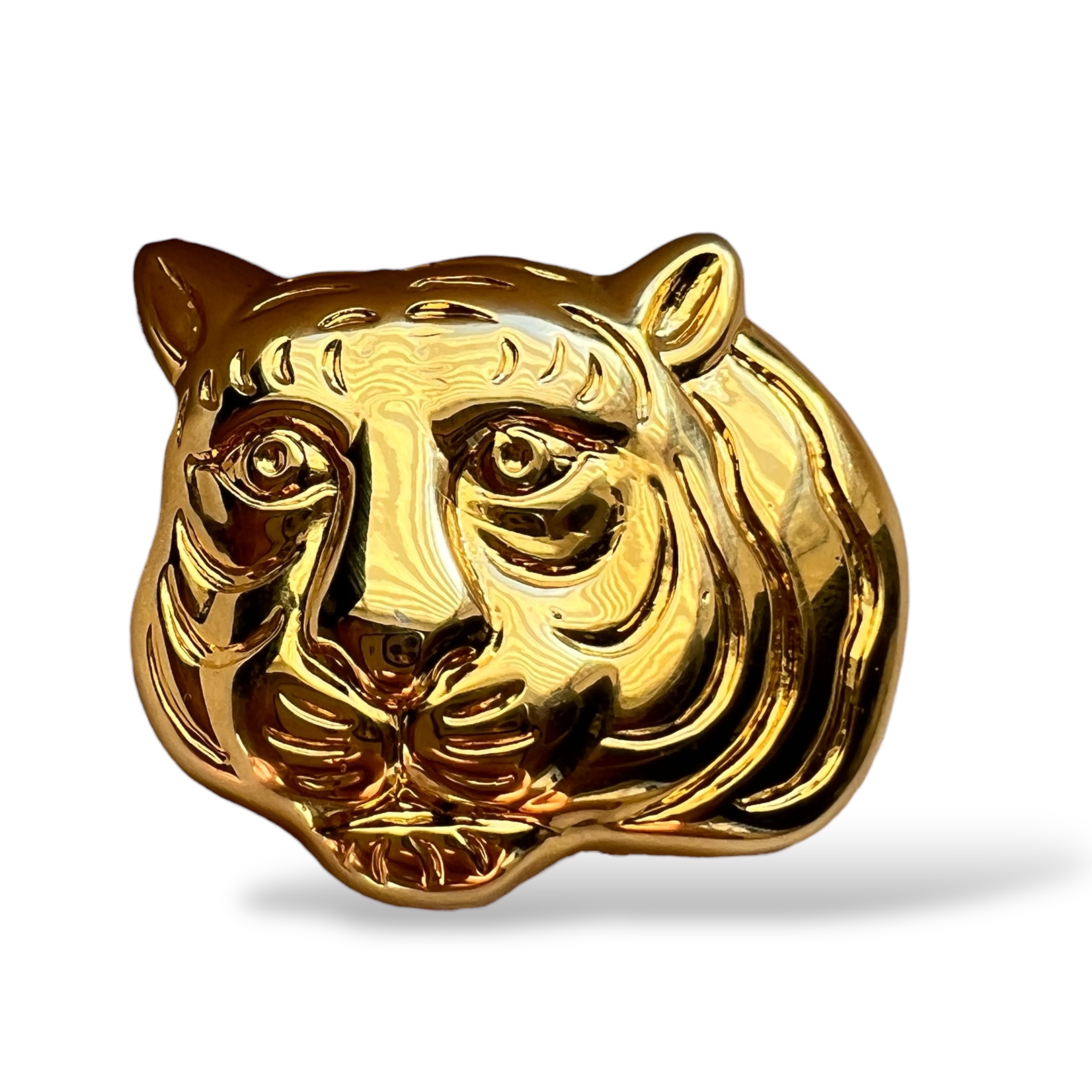 Vintažinė tigro sagė