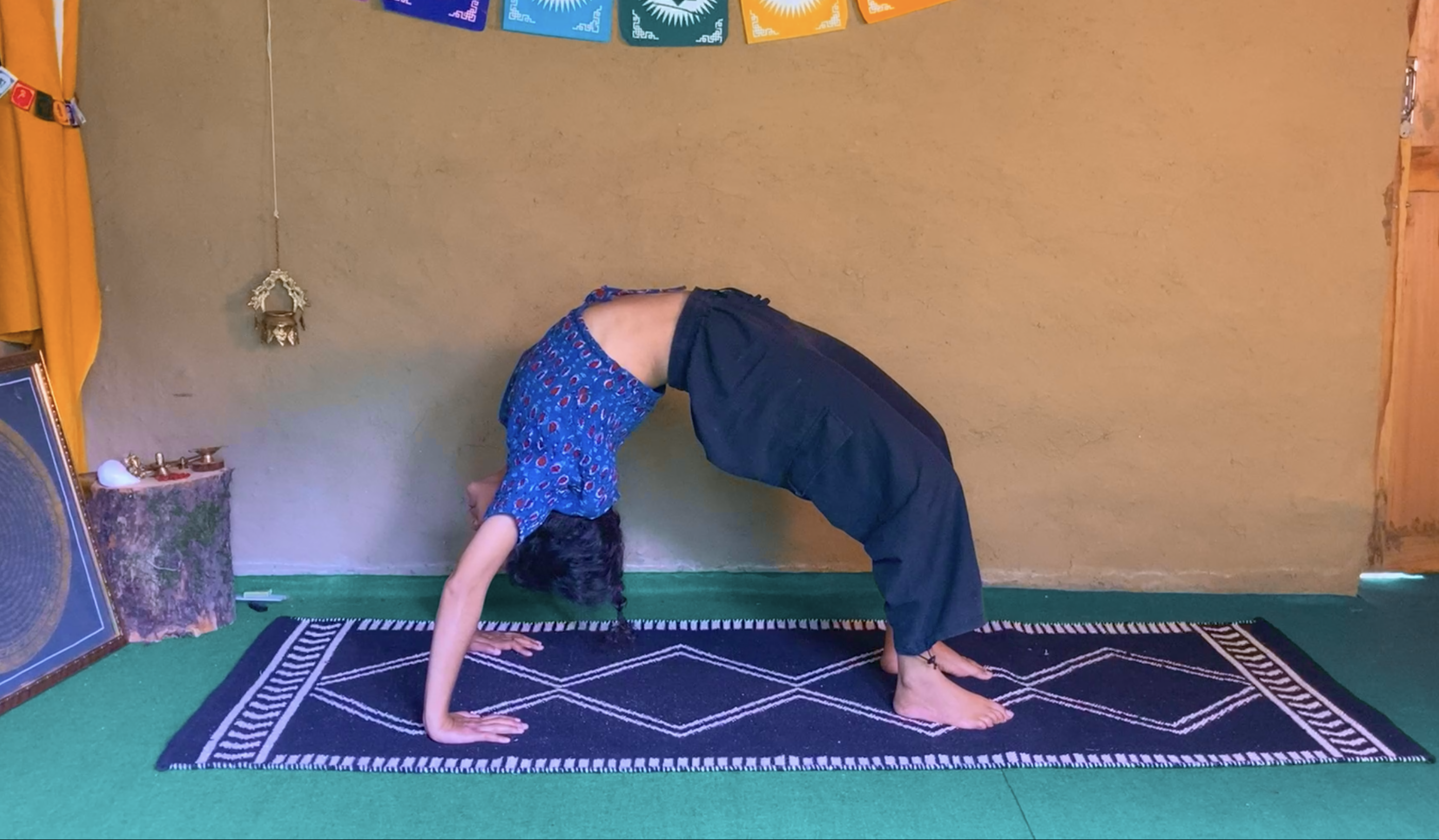 Regular Practice: Live Yoga (Online) 3x week