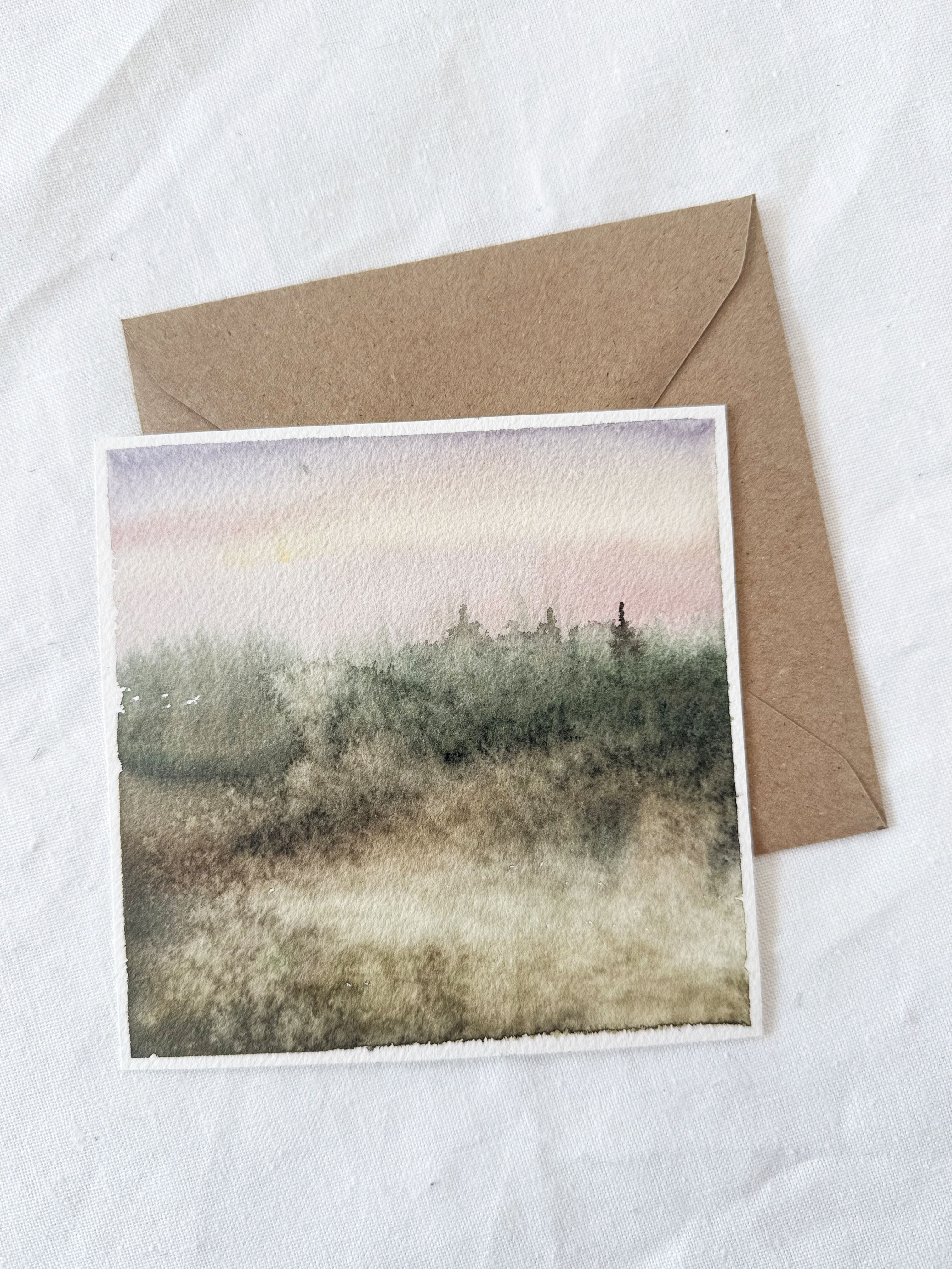 Tamsus žalias miškas