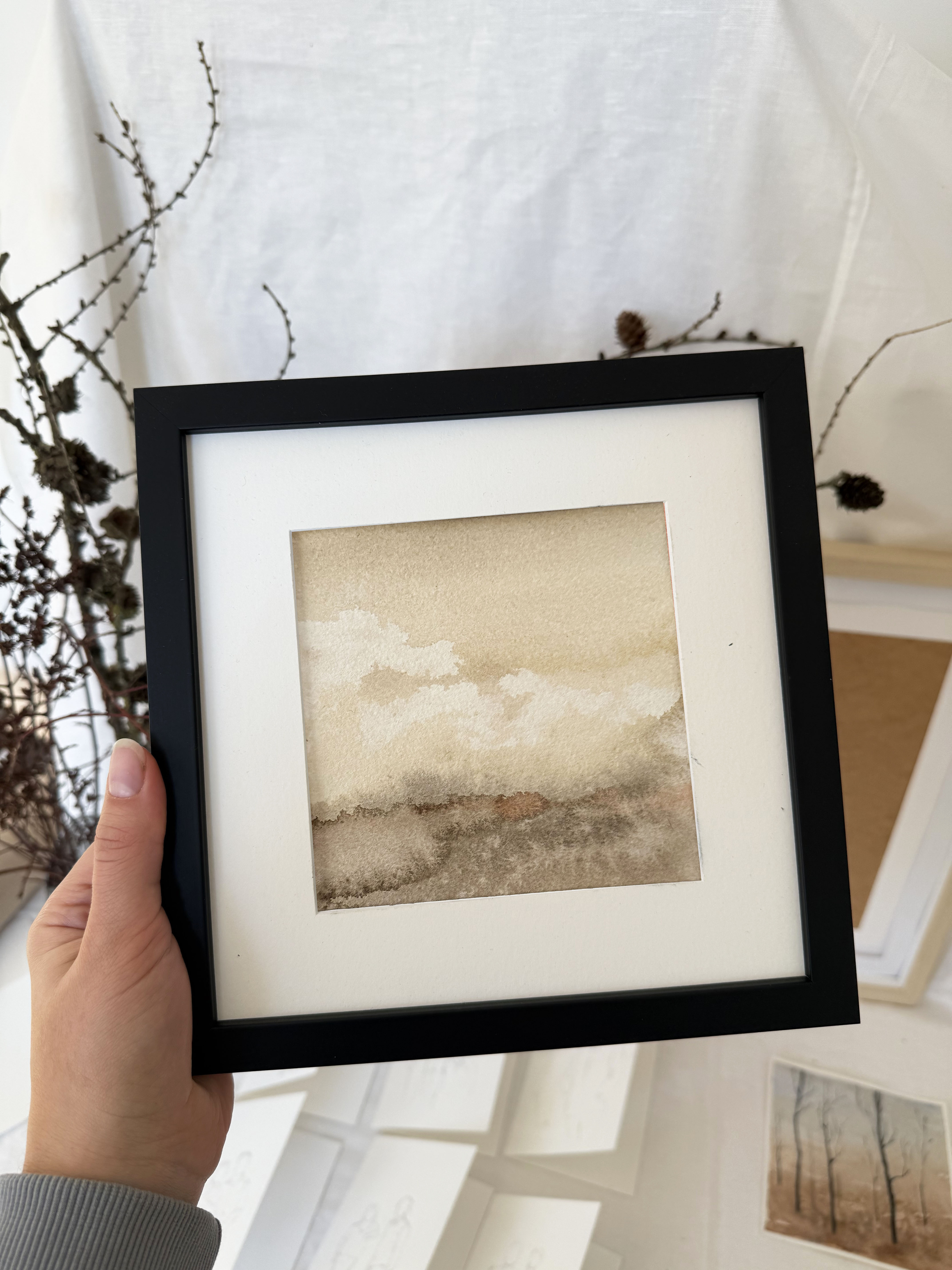 Ruda dangaus abstrakcija