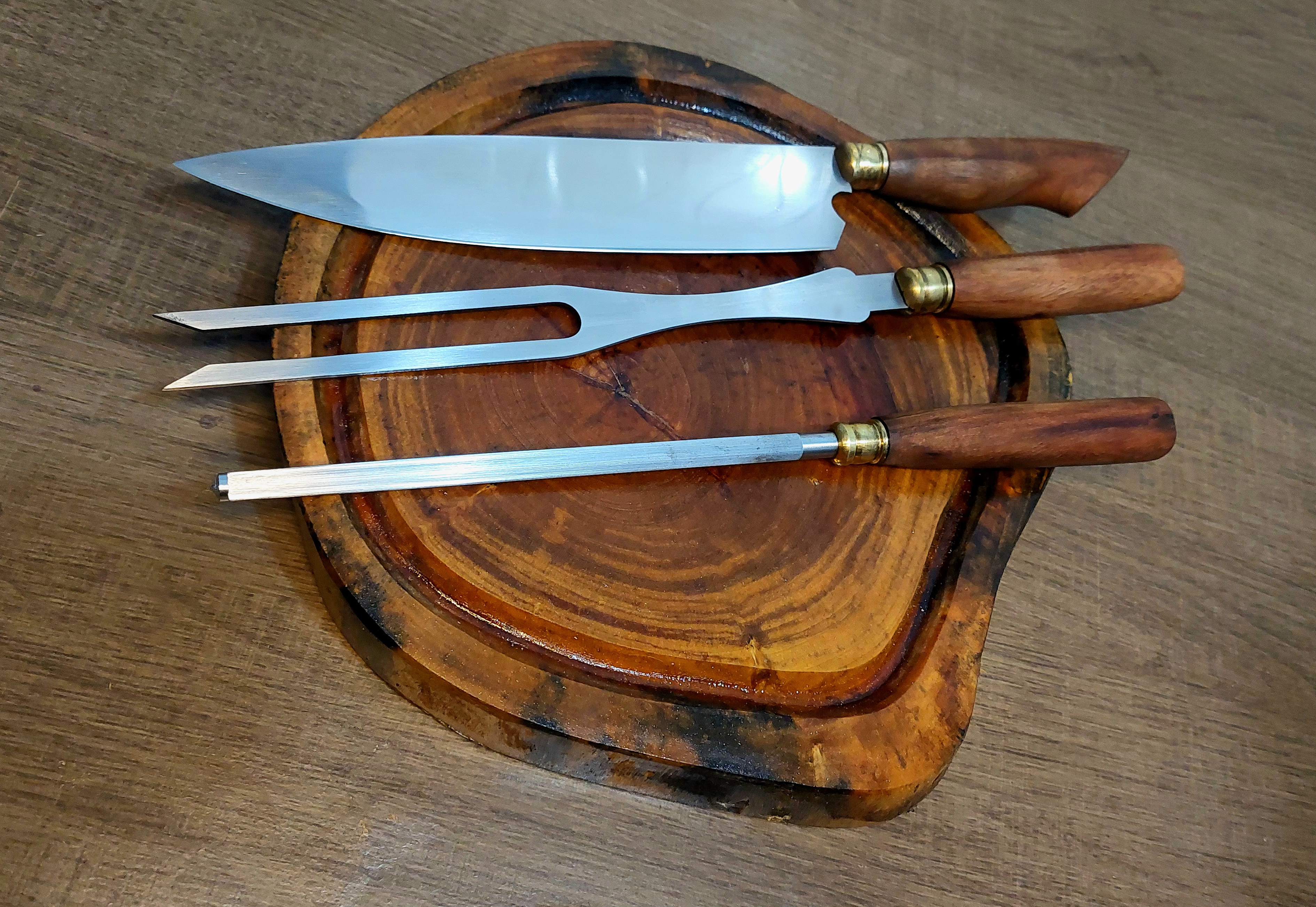 Kit para churrasco, faca, garfo e chaira em aço inox