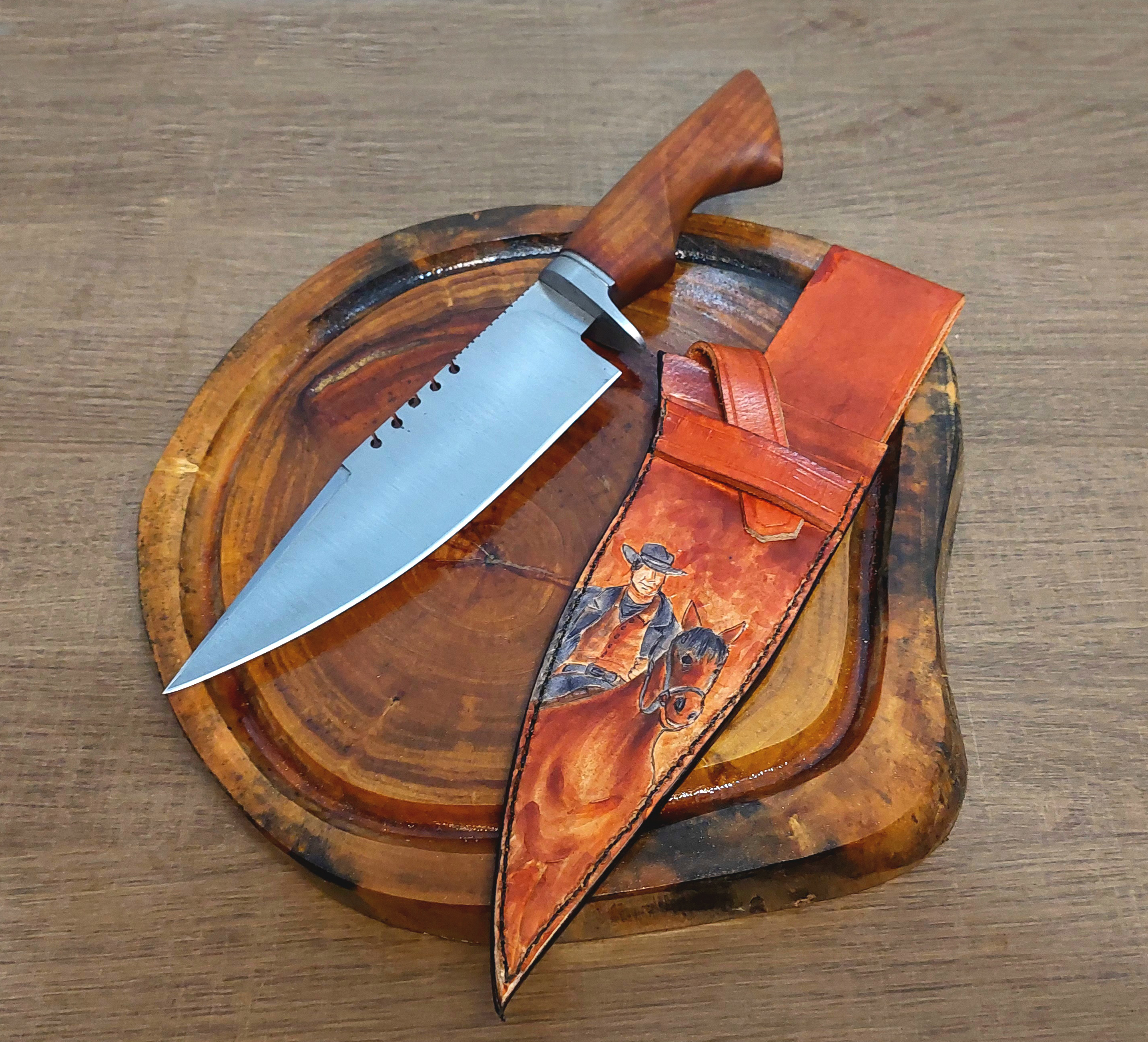 Faca Bowie com guarda.