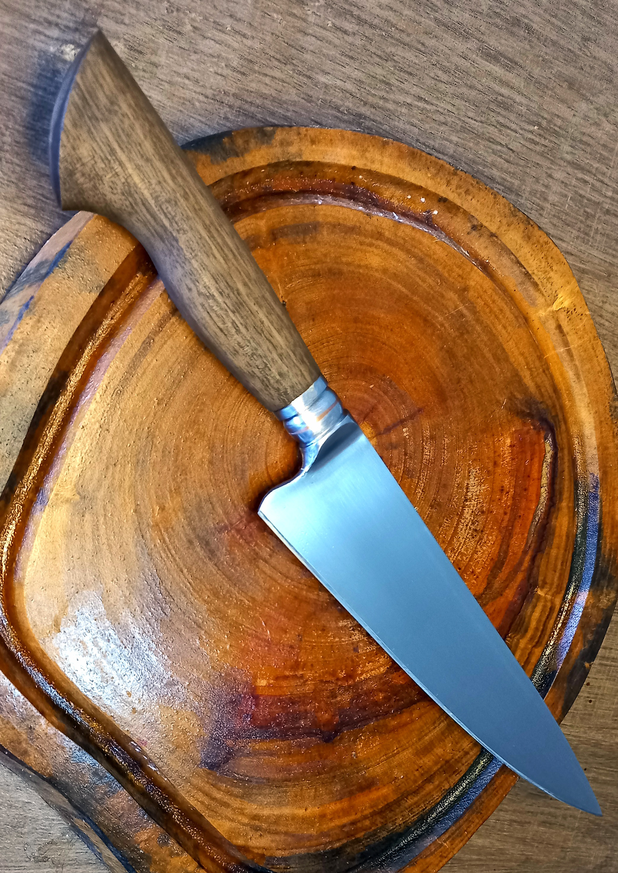 Faca Gaúcha com colarinho esculpido