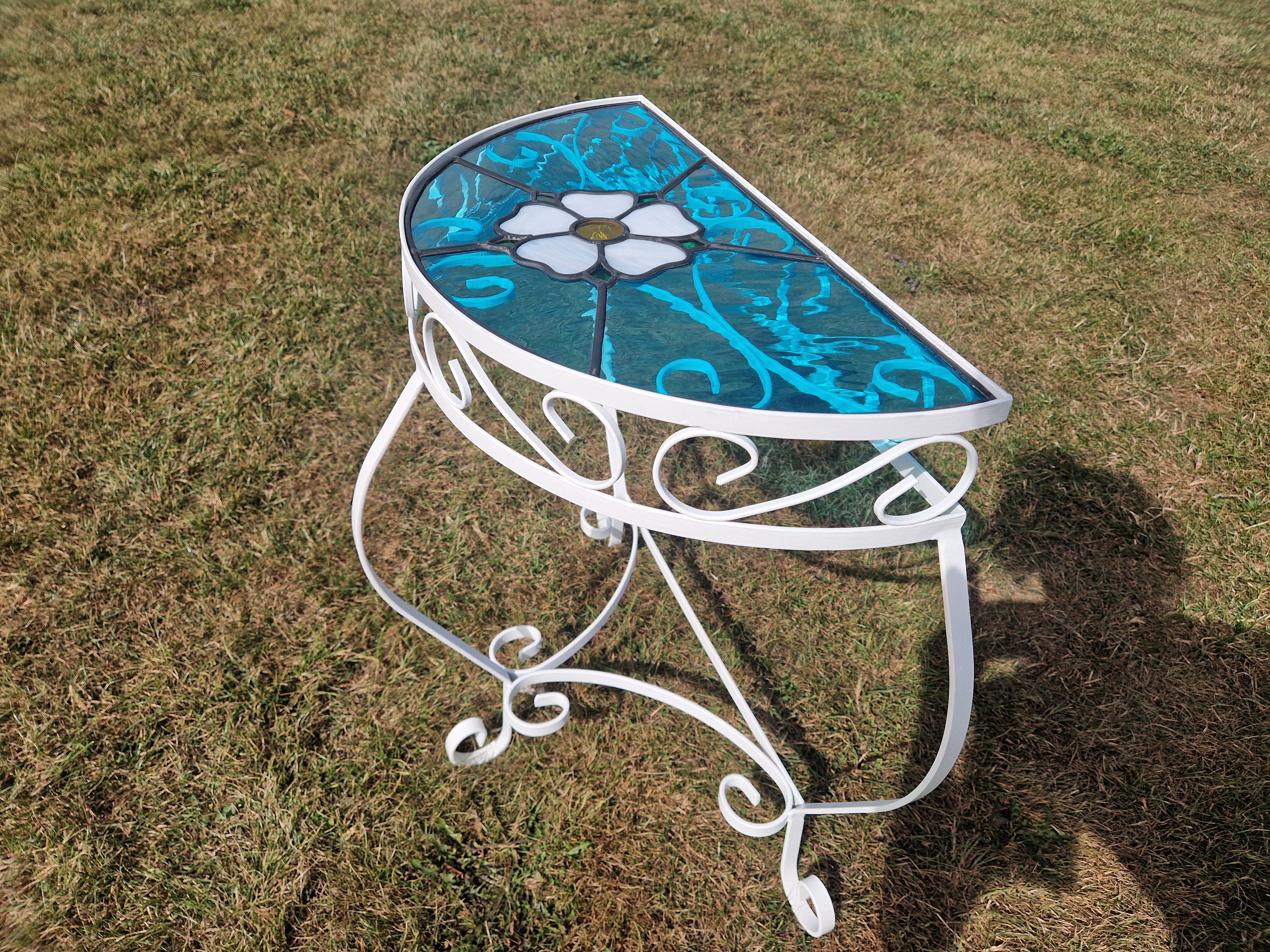 Stained Glass Yorkshire Rose Table