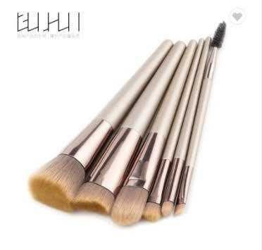 Pinceaux de maquillage