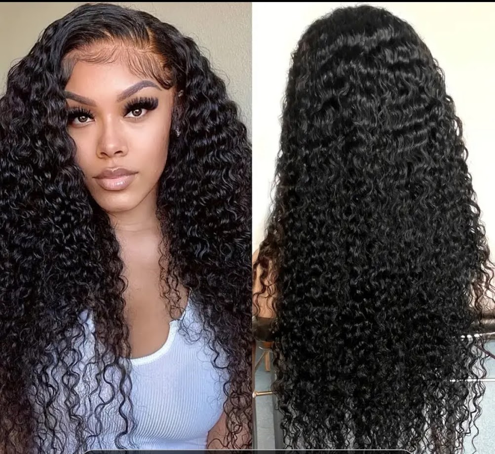 Perruque en cheveux bouclés