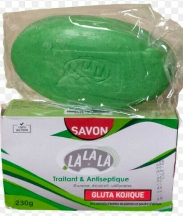 Savon traitant et antiseptique