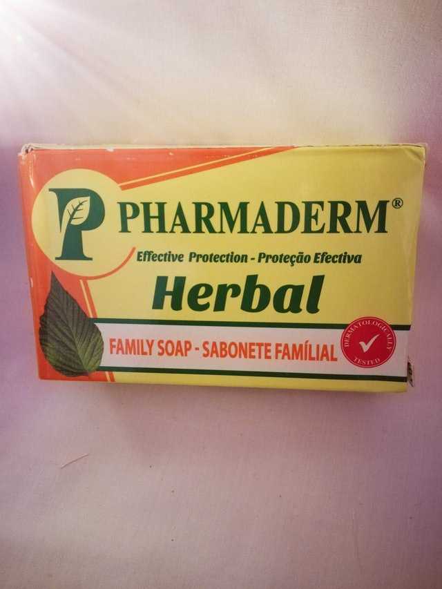 Savon familial Pharmaderm Herbal