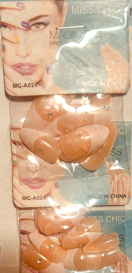 2 palettes Künstliche Fingernägel
