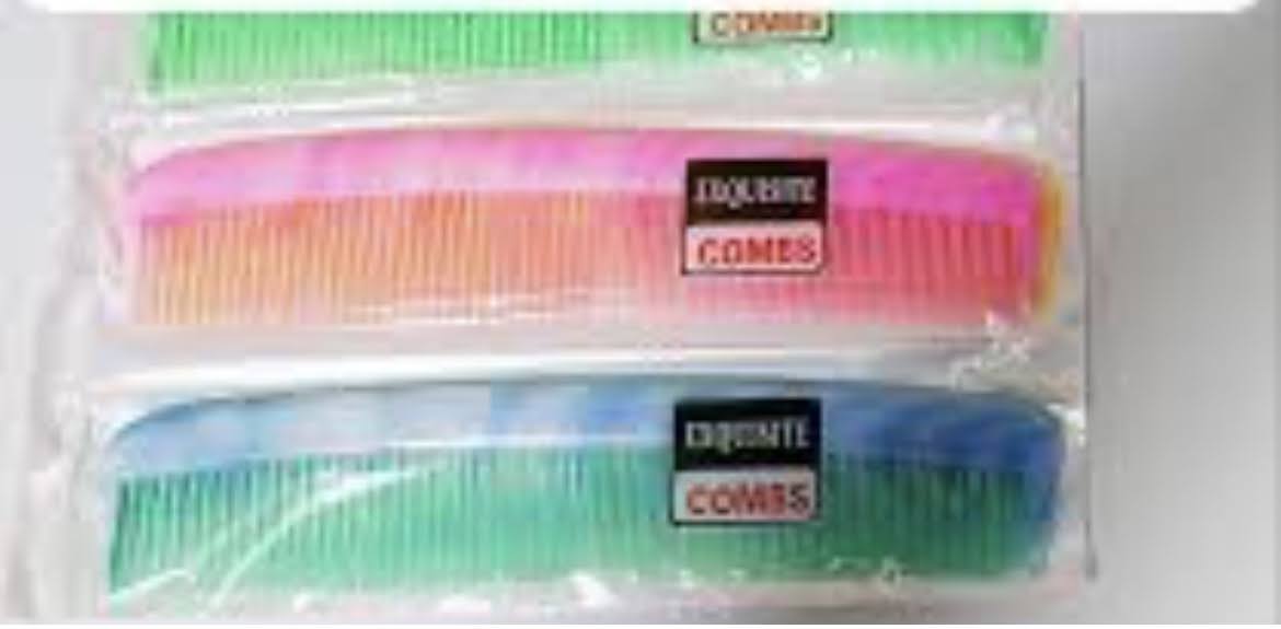 2 x Farbiges Kamm-Set