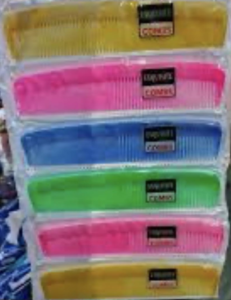 2 x Farbiges Kamm-Set