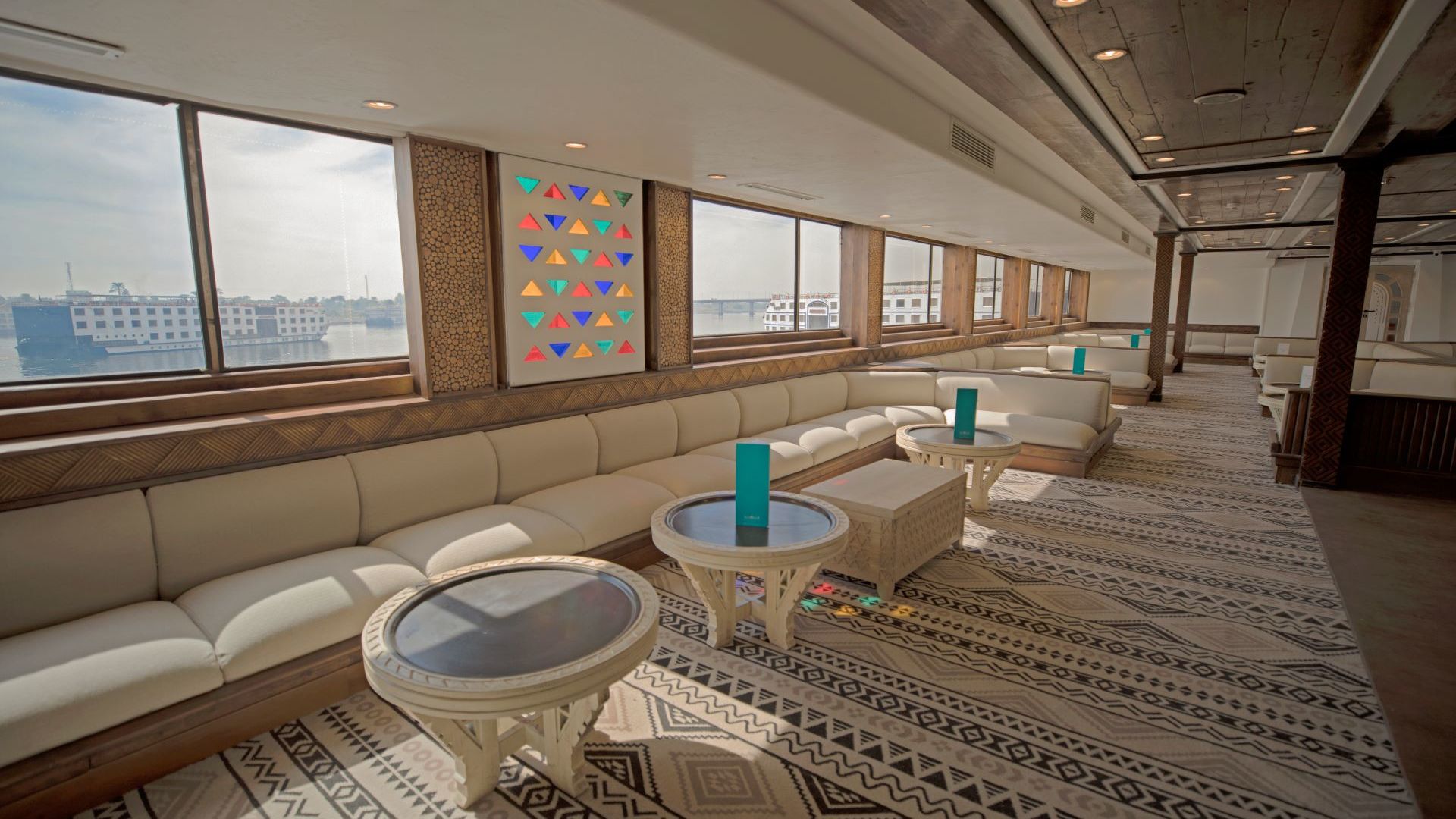 SUNRISE M/S Mahrousa