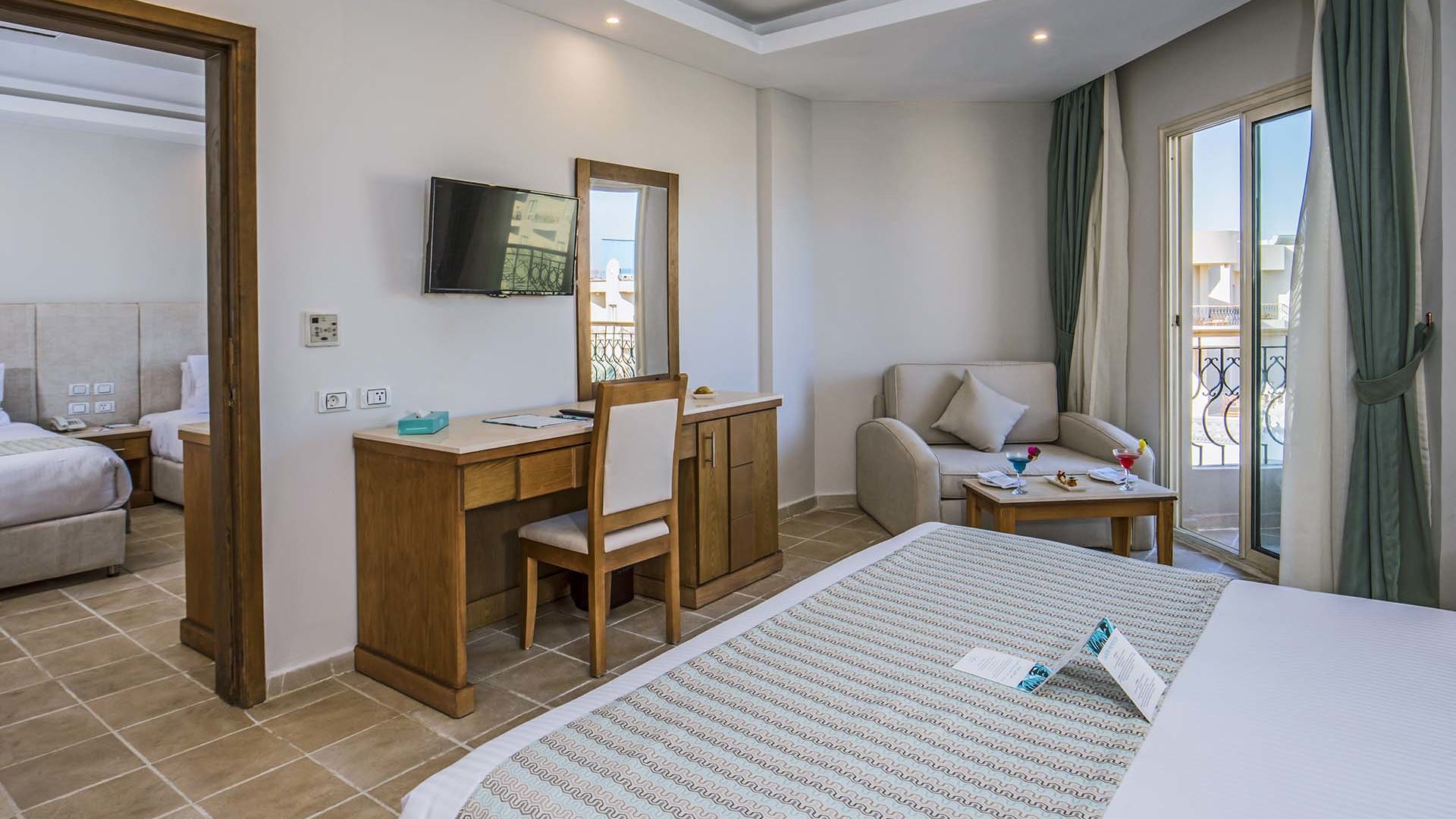 SUNRISE Aqua Joy Resort