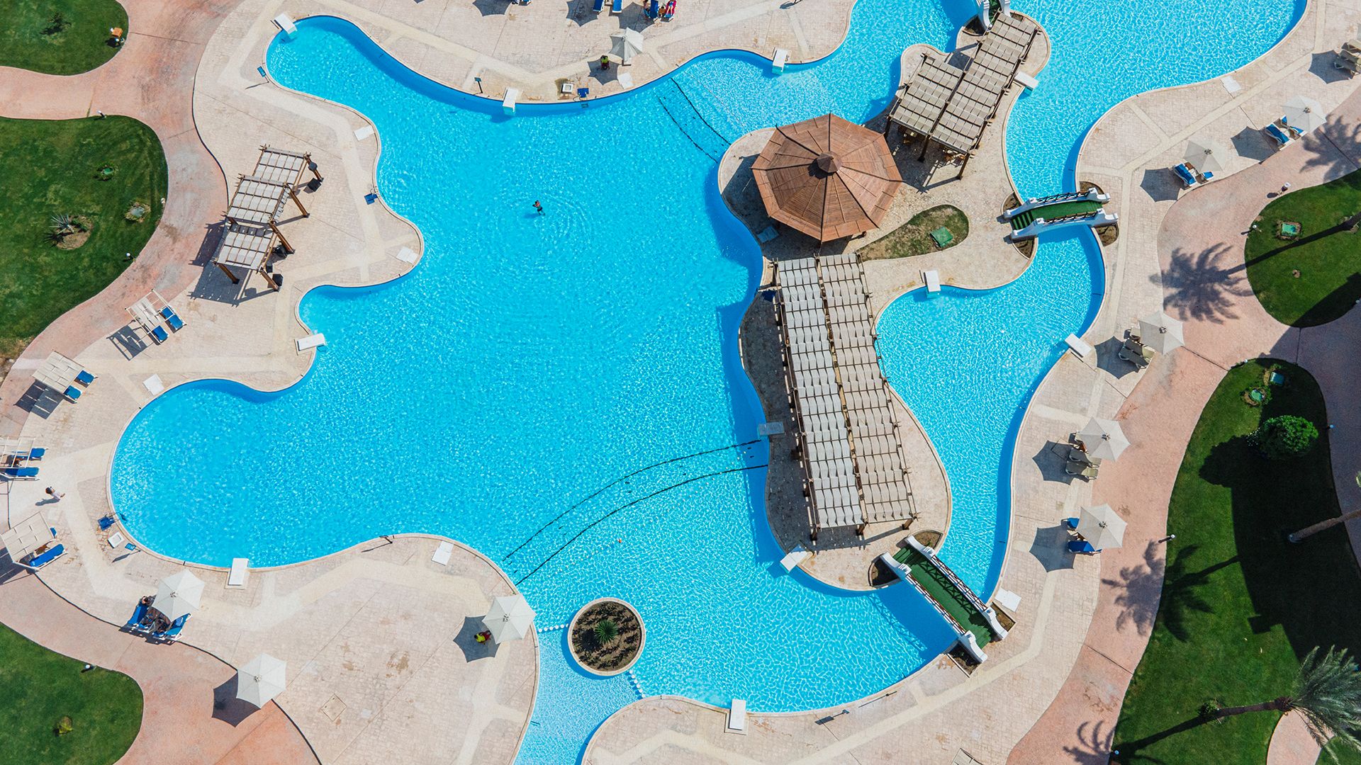 SUNRISE Solara Aqua Park Resort