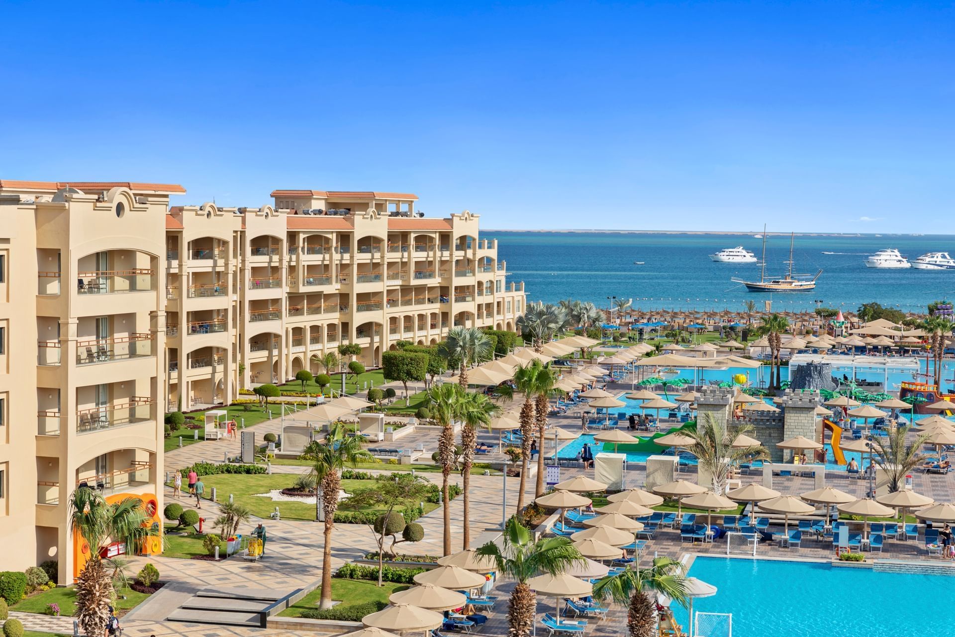 Pickalbatros White Beach Resort – Hurghada