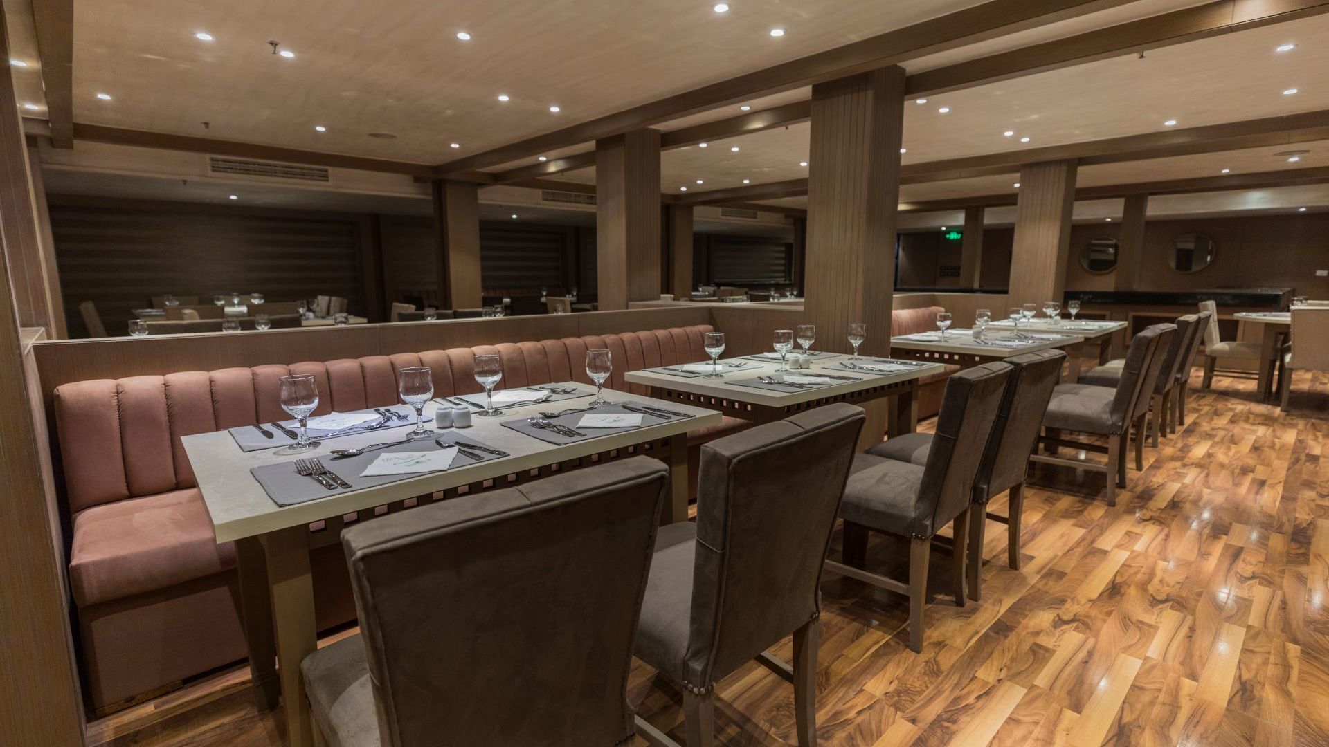 M/S Semiramis III Nile Cruise Package - Grand Tours