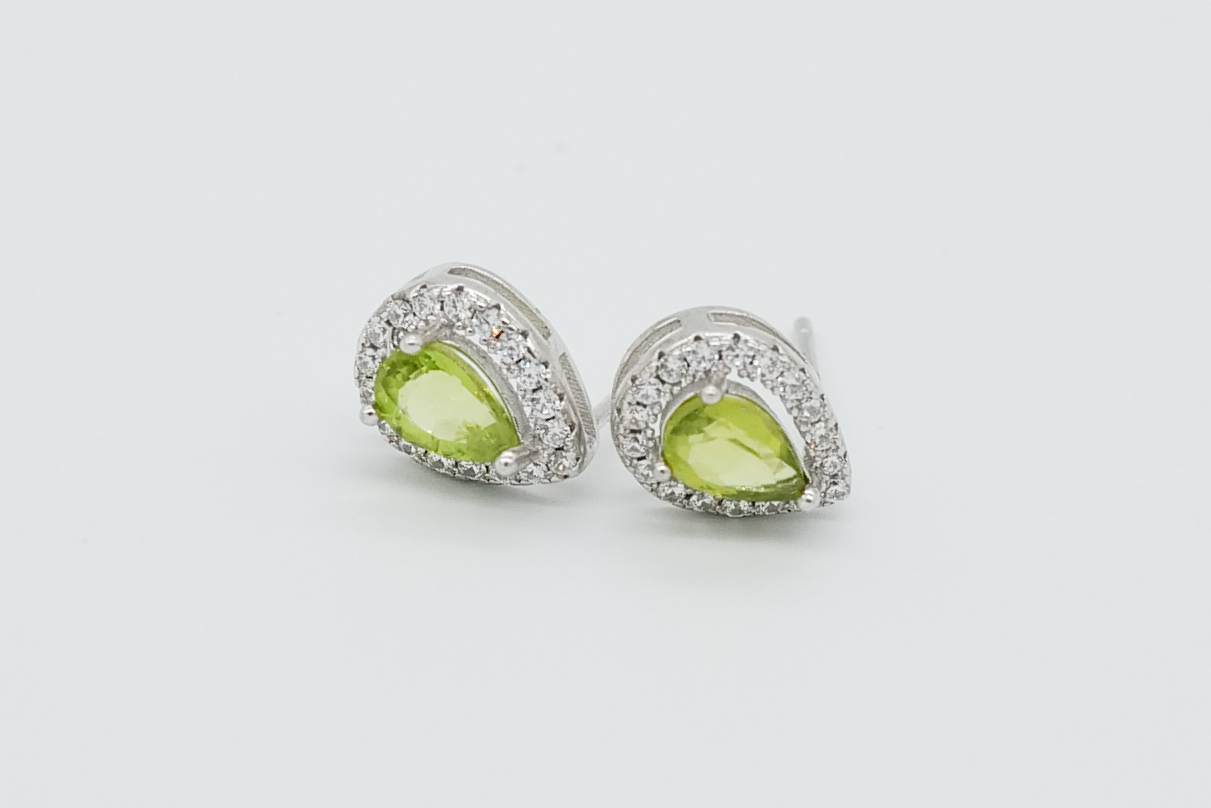 Pendientes de peridoto
