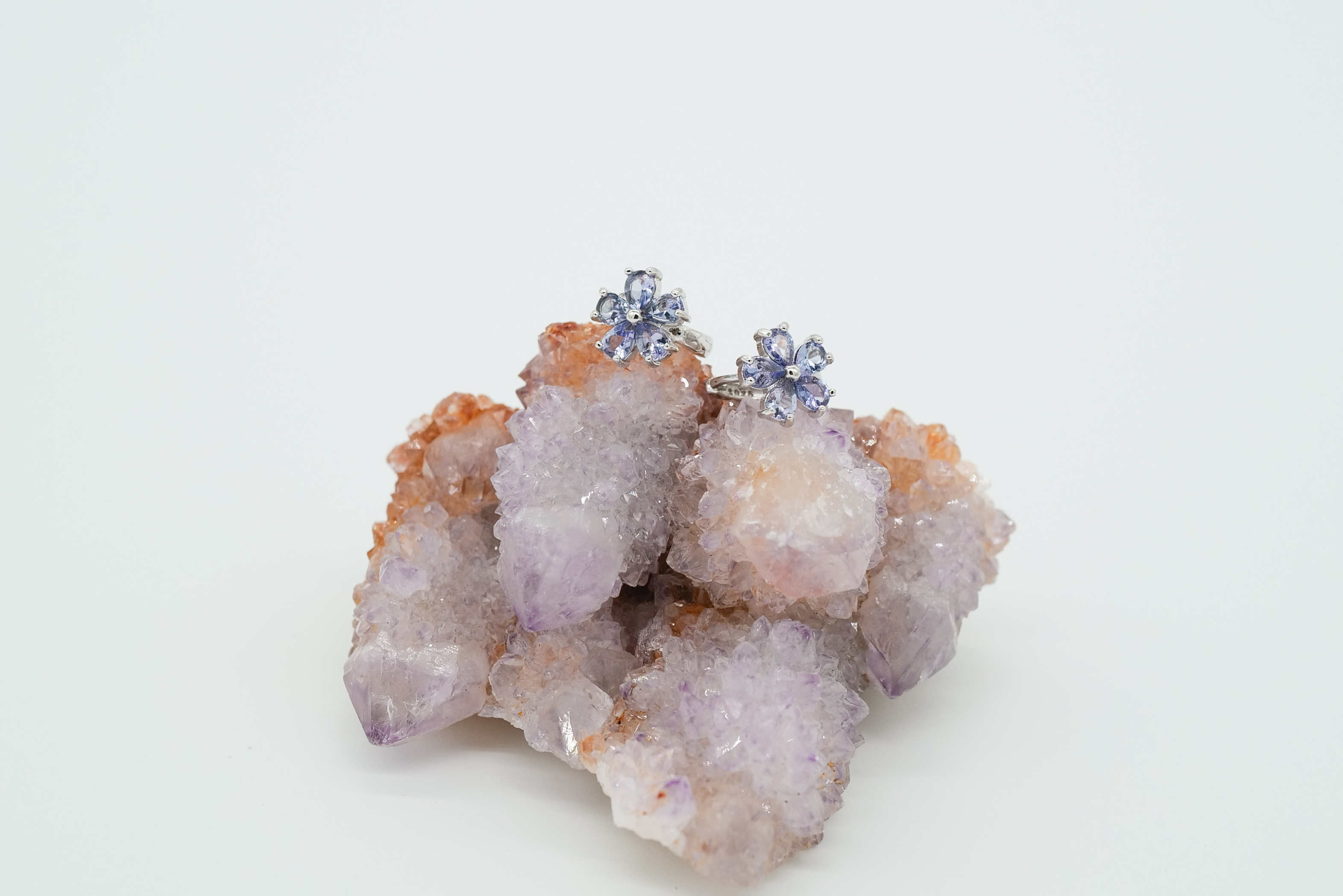 Pendientes de tanzanita