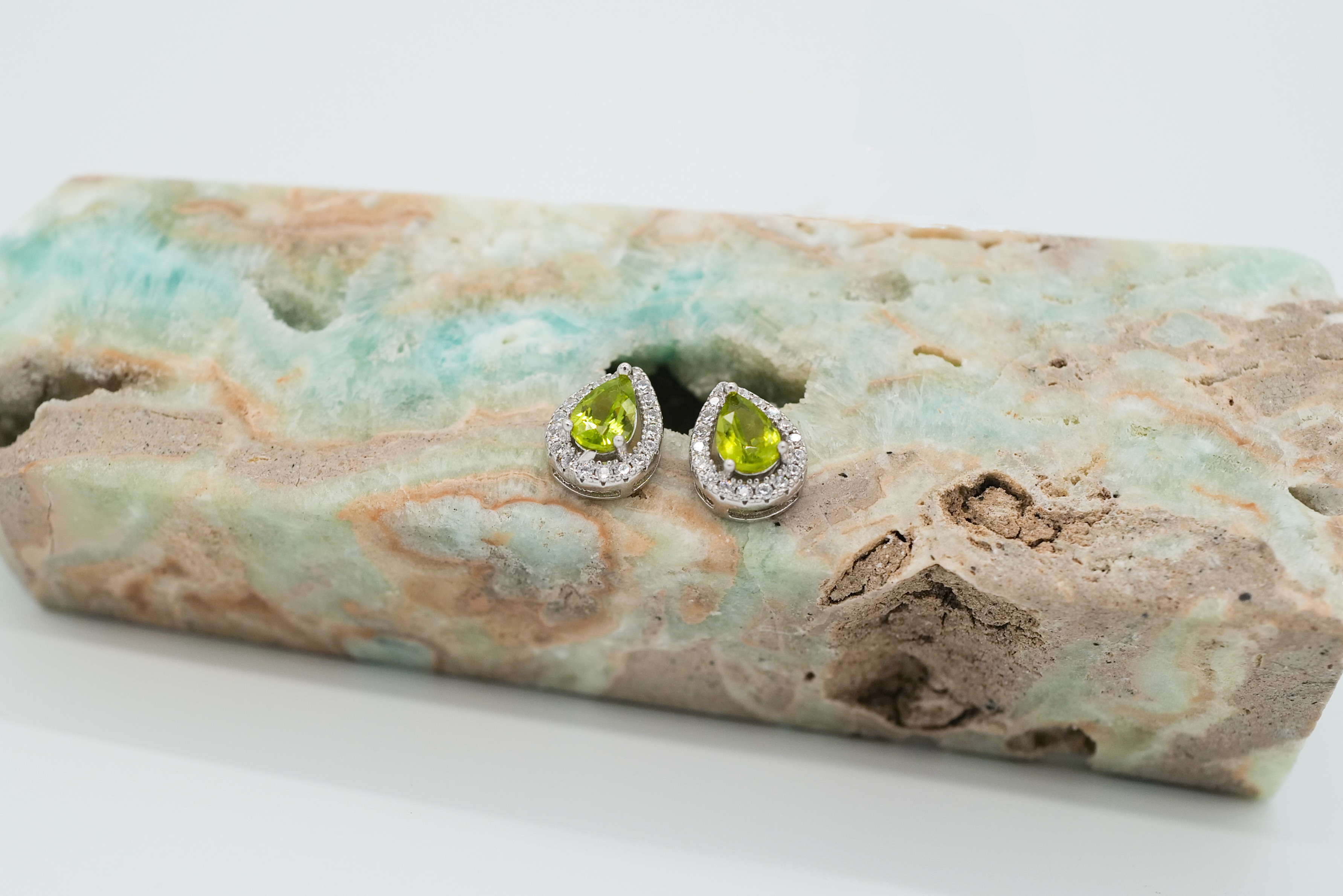 Pendientes de peridoto