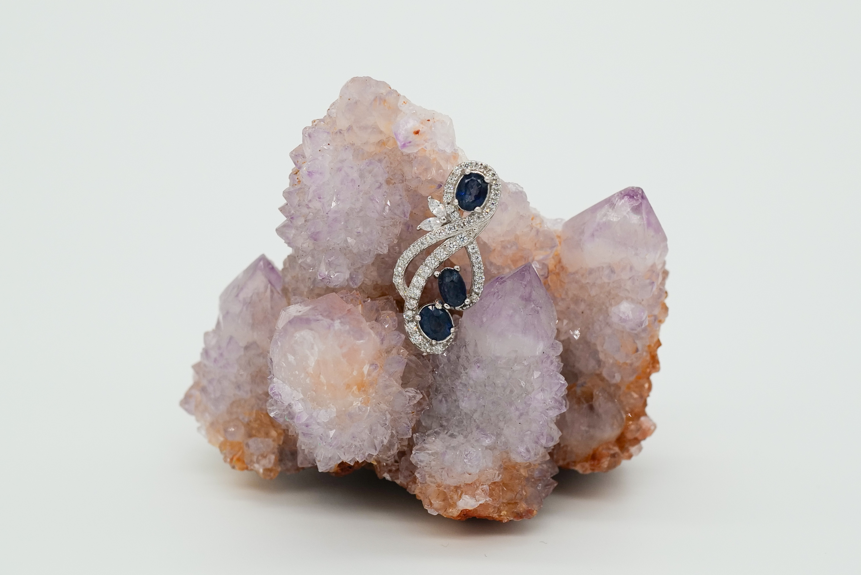 Colgante de zafiro azul