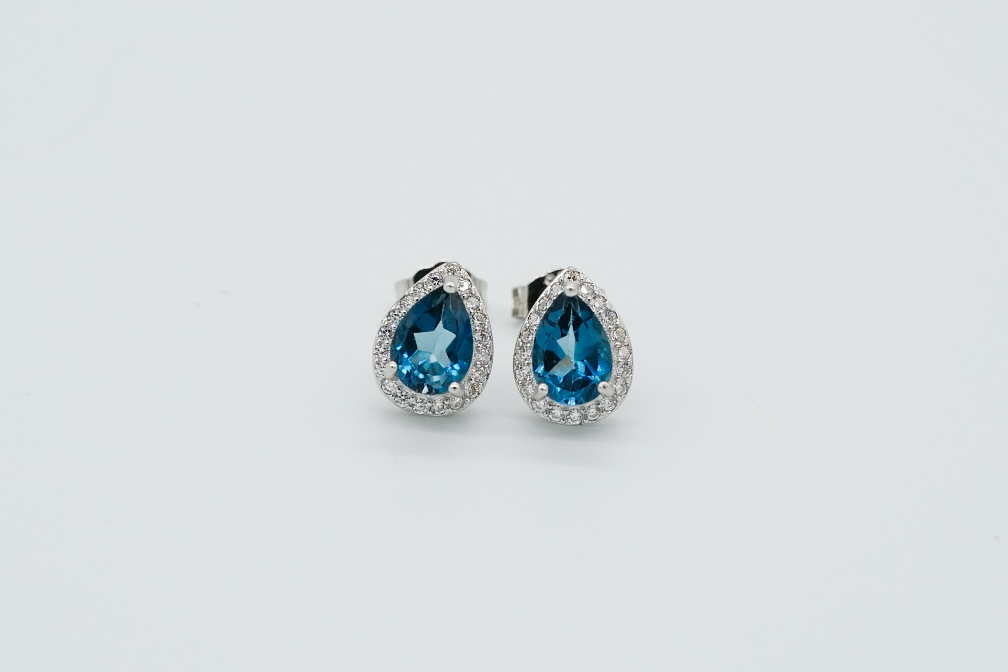 Pendientes de topacio azul