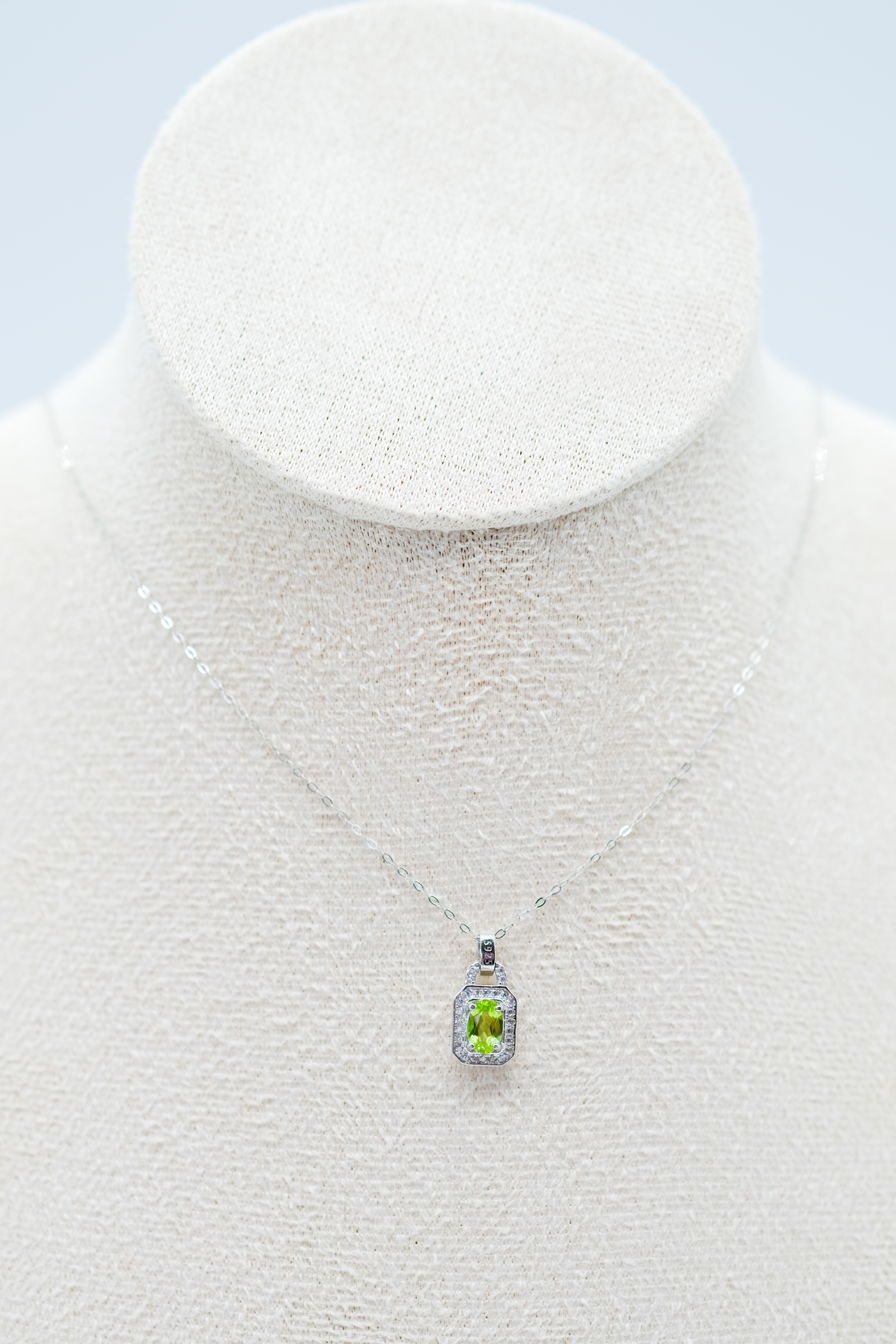 Colgante con peridoto