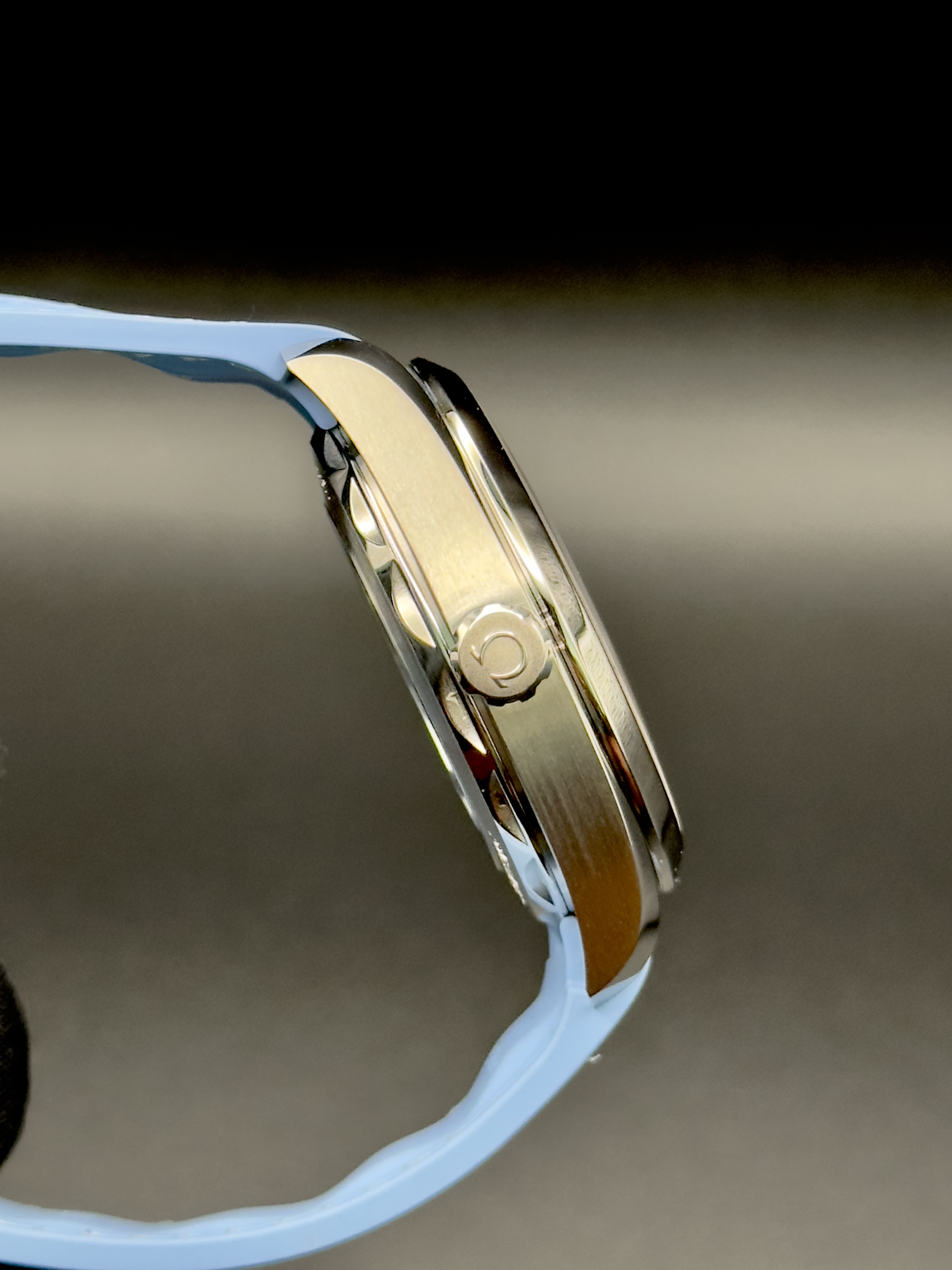 Omega Aqua Terra Summer Blue 