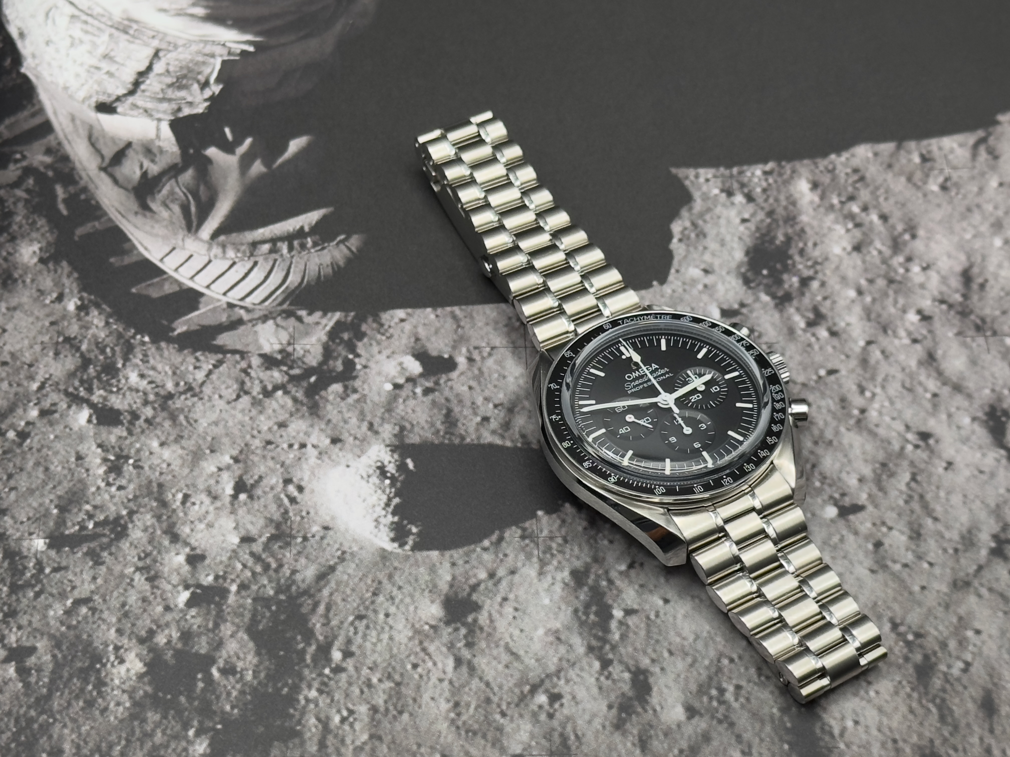 Omega Speedmaster Professional Moonwatch – "Sapphire Sandwich" | Ref. 310.30.42.50.01.002