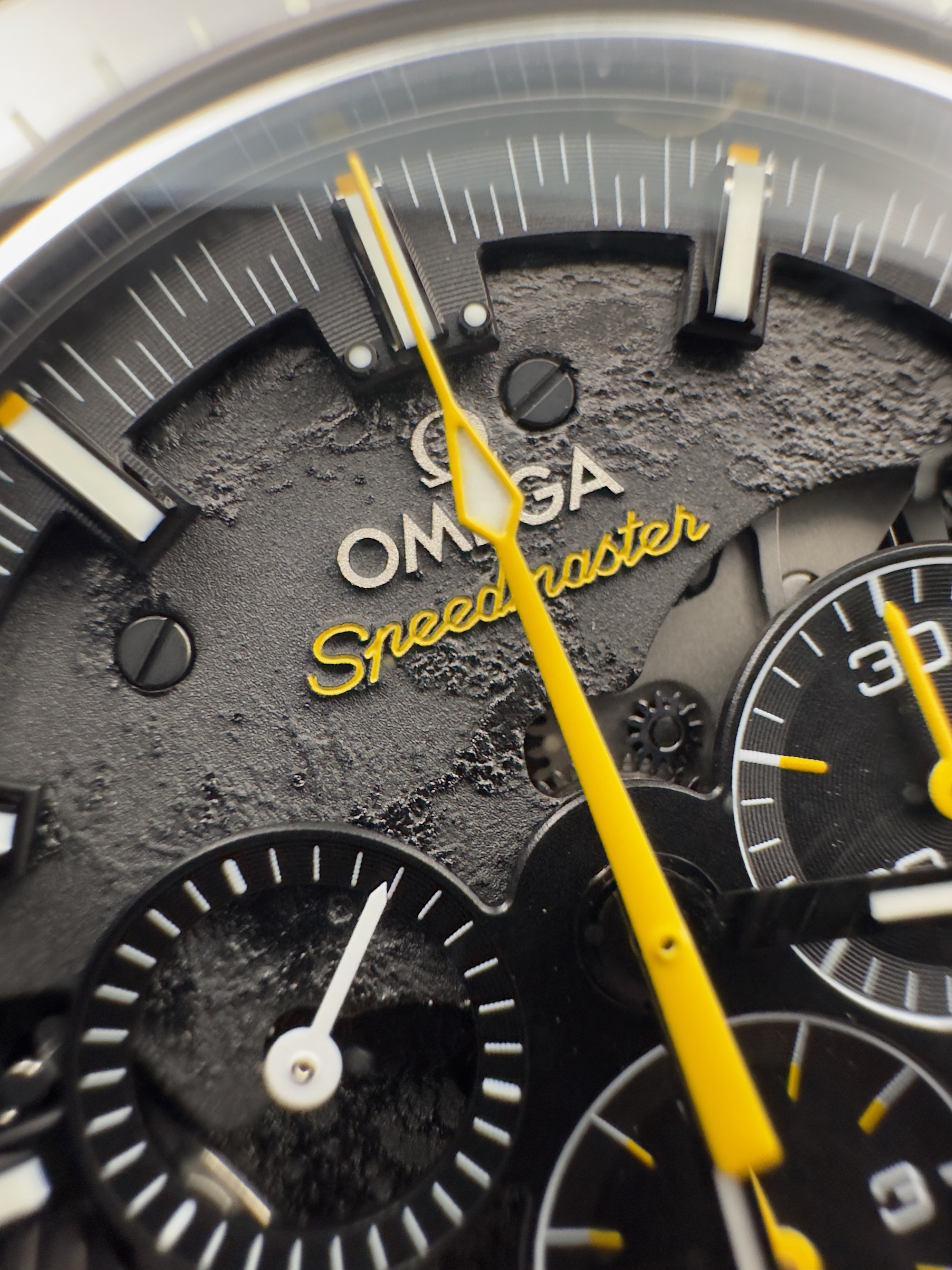 Omega Speedmaster Dark Side of the Moon “Apollo 8”