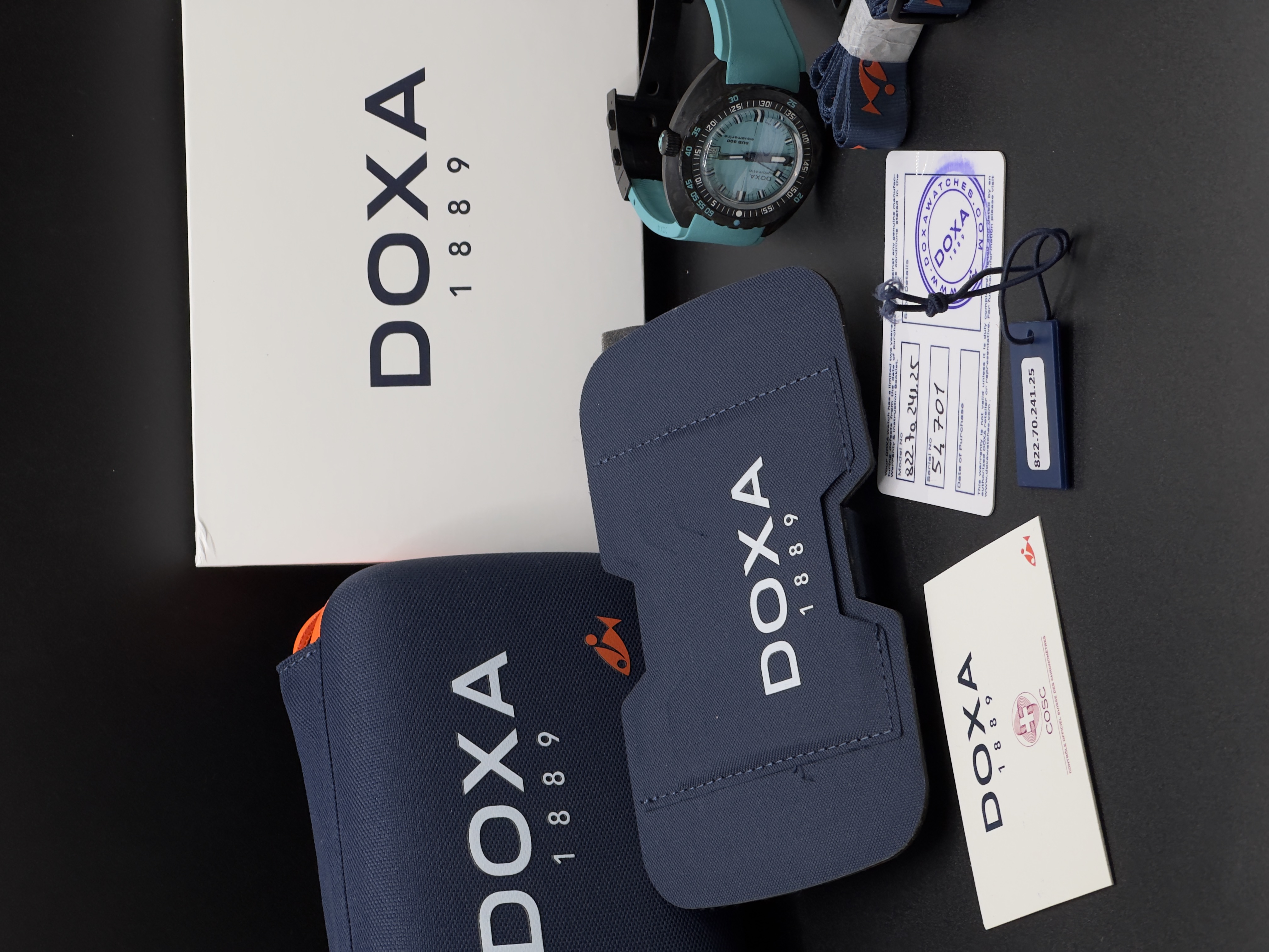 Doxa SUB 300 Carbon “Aqua Marine” – Forged Carbon Case COSC Certified