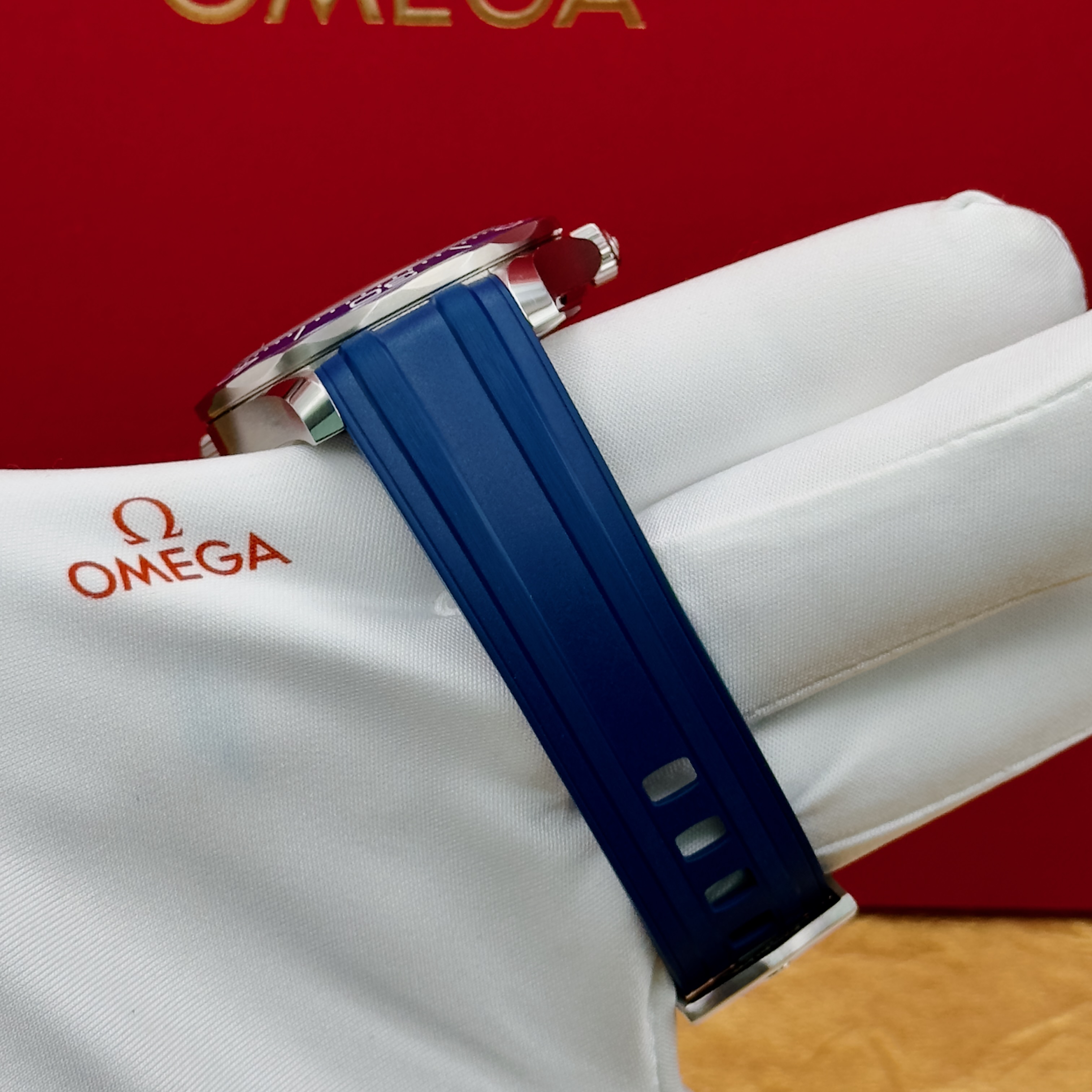 Omega Seamaster Diver 300M – 210.32.42.20.06.001